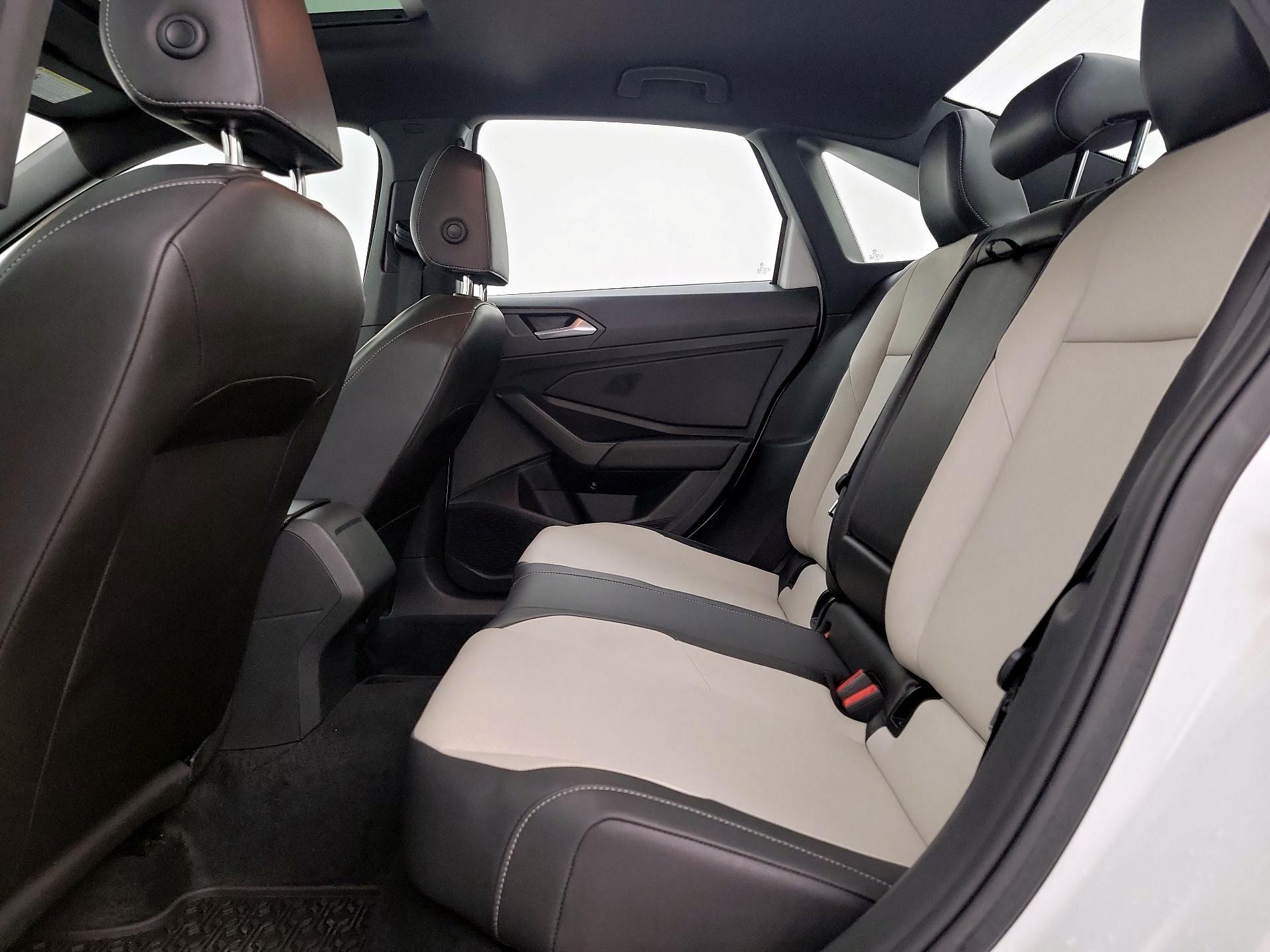 Thumbnail: 2019 Volkswagen Jetta - 19