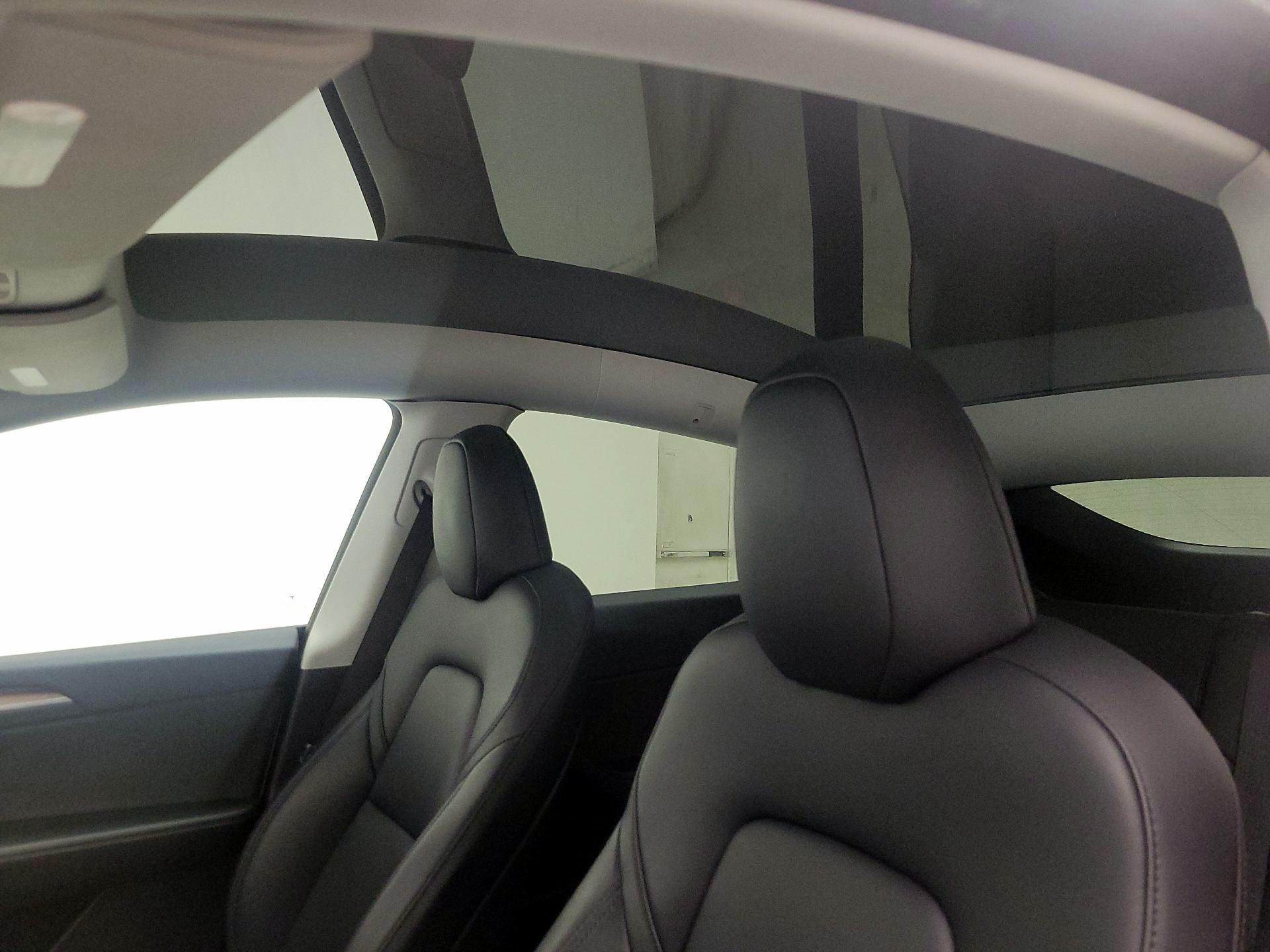 Thumbnail: 2023 Tesla Model Y - 18