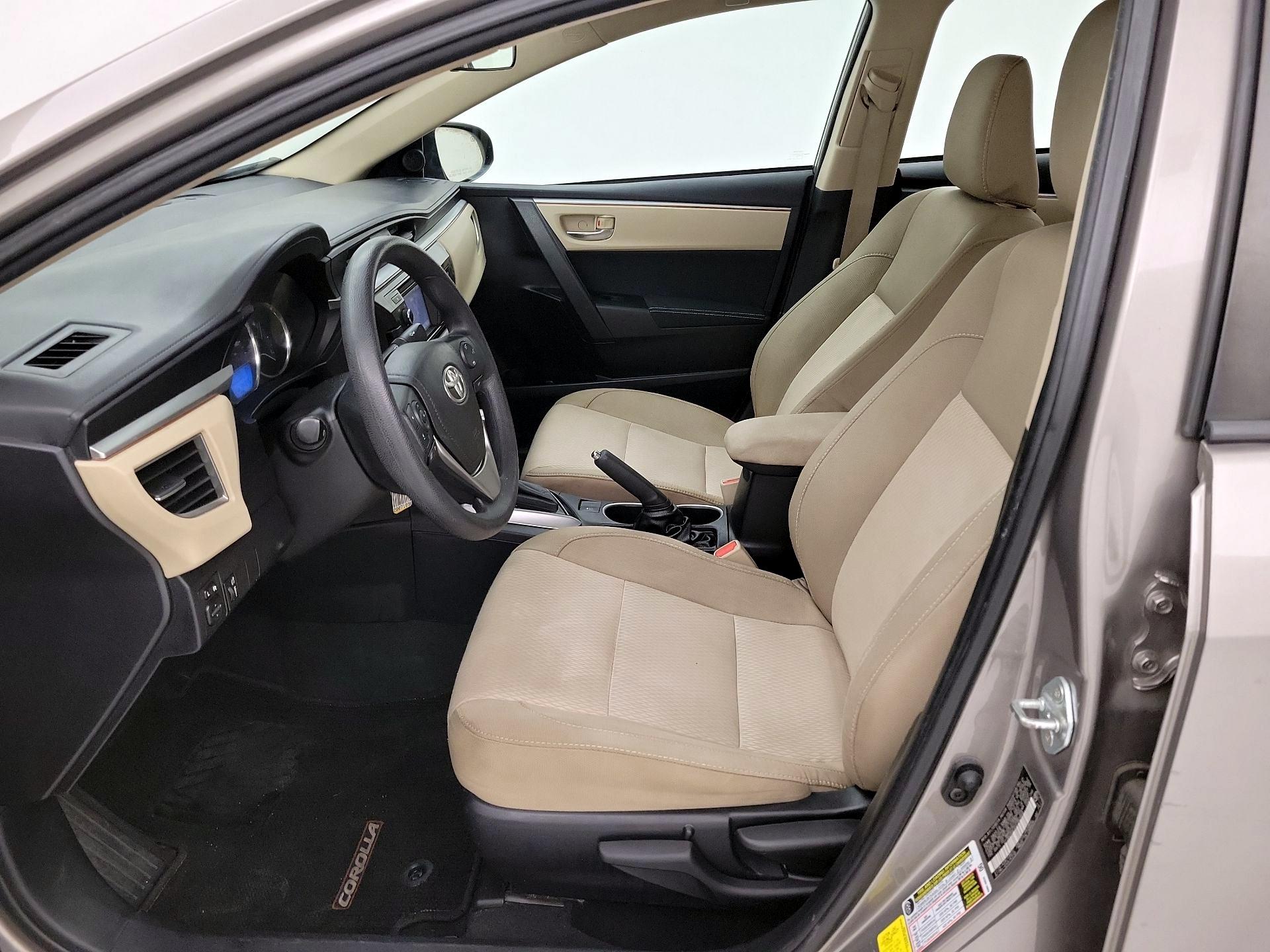 Thumbnail: 2015 Toyota Corolla - 11