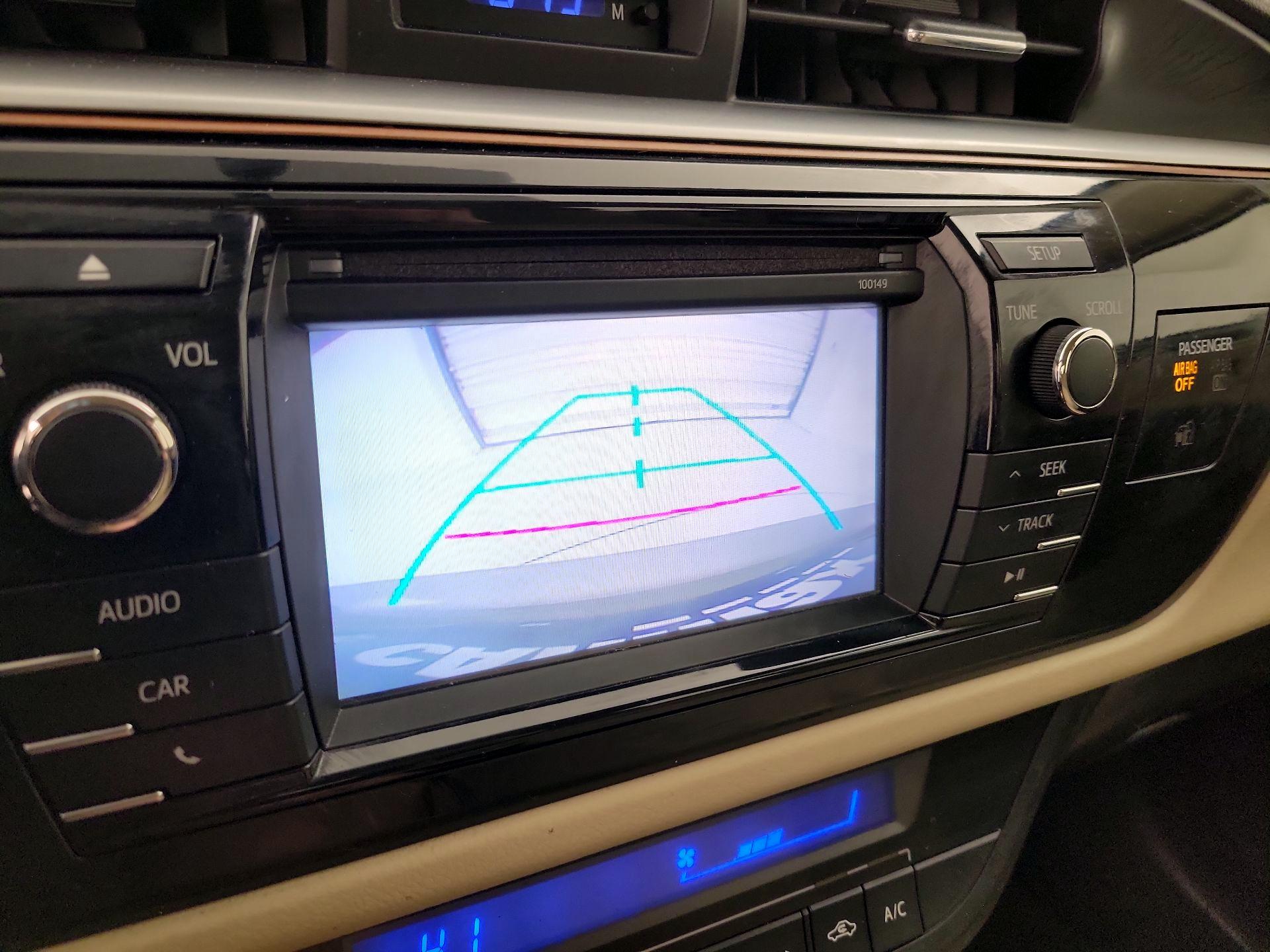 Thumbnail: 2015 Toyota Corolla - 14