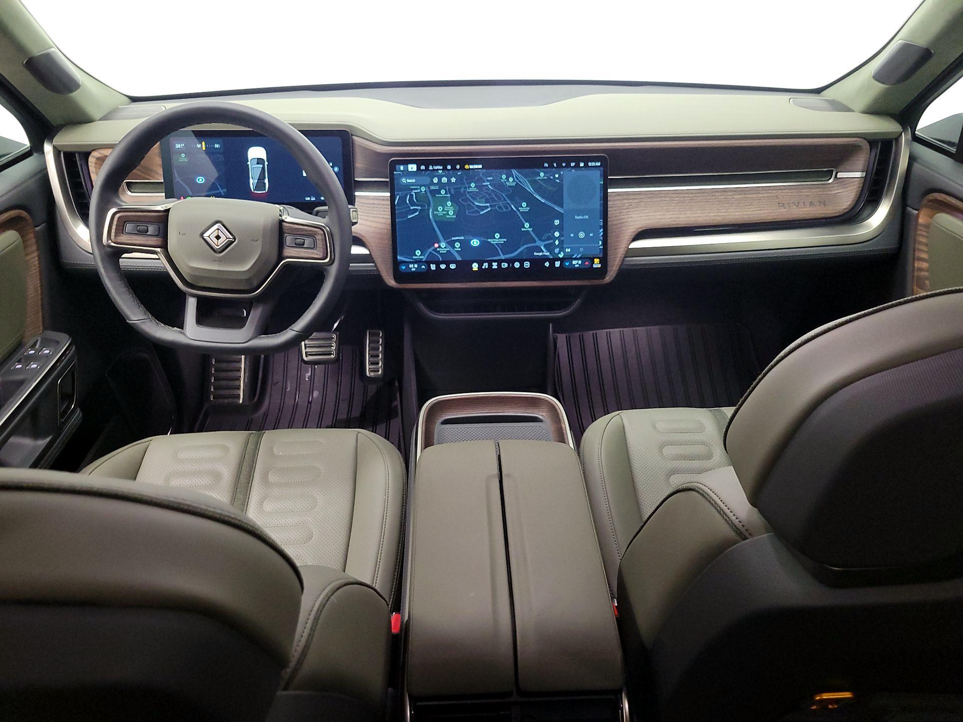 Thumbnail: 2023 Rivian R1S - 9