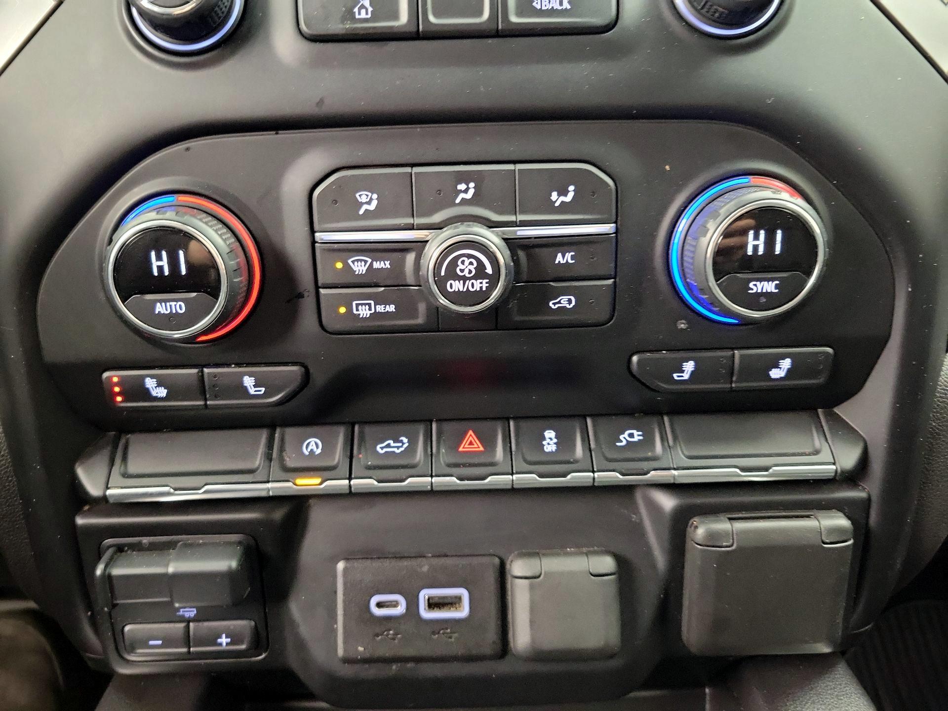 Thumbnail: 2020 Chevrolet Silverado 1500 - 16