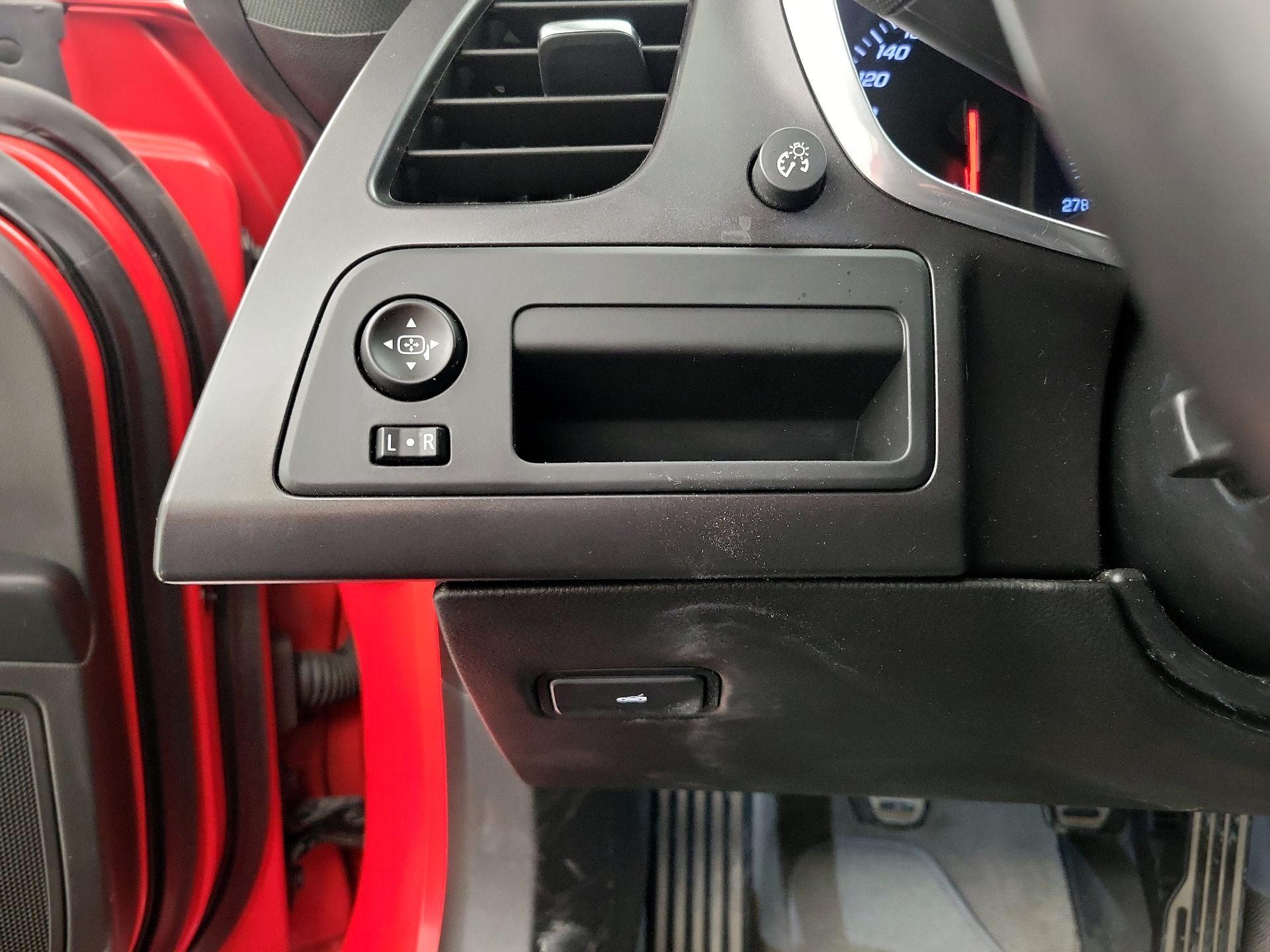 Thumbnail: 2017 Chevrolet Corvette - 13