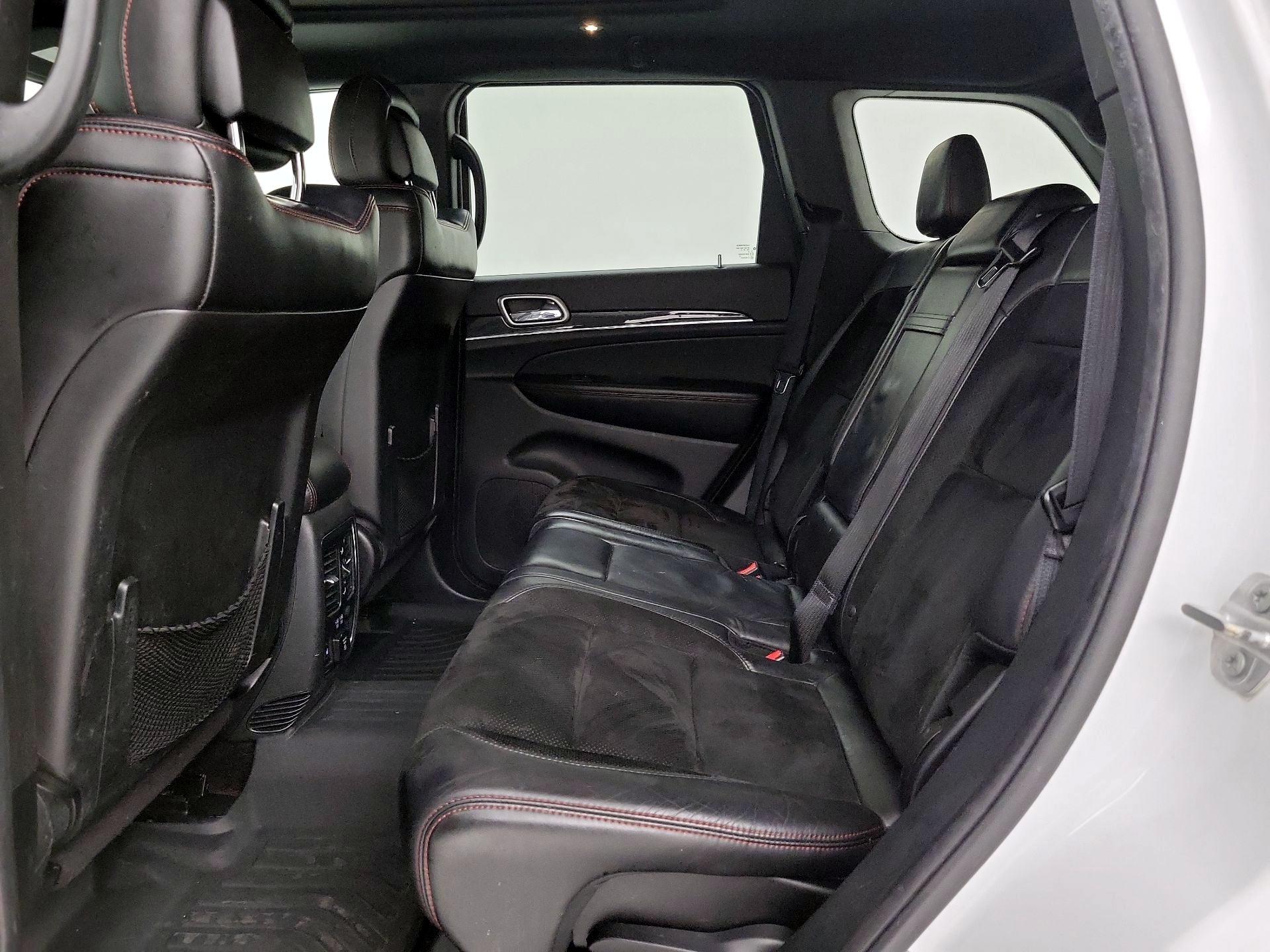 Thumbnail: 2017 Jeep Grand Cherokee - 19