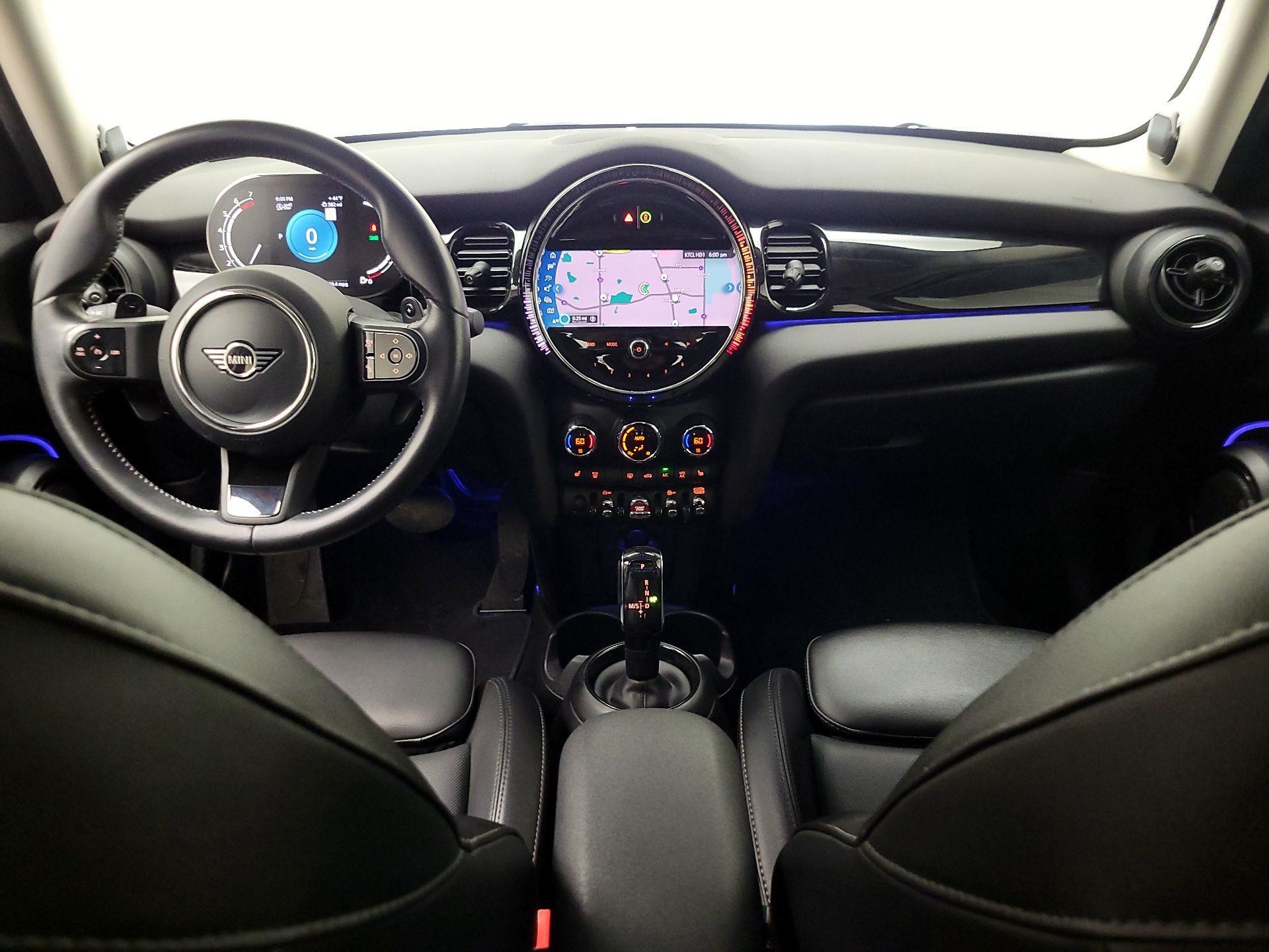 Thumbnail: 2022 MINI Cooper Hardtop - 9