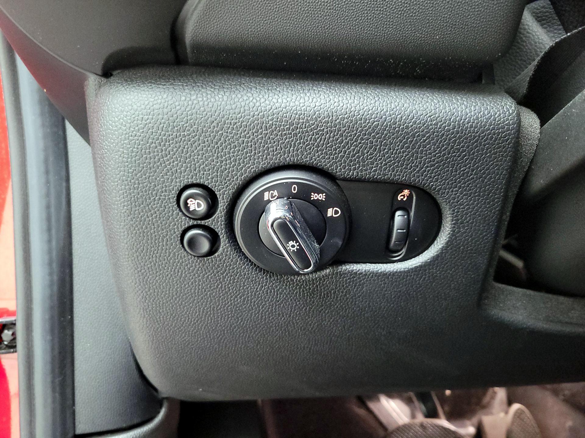 Thumbnail: 2022 MINI Cooper Hardtop - 13