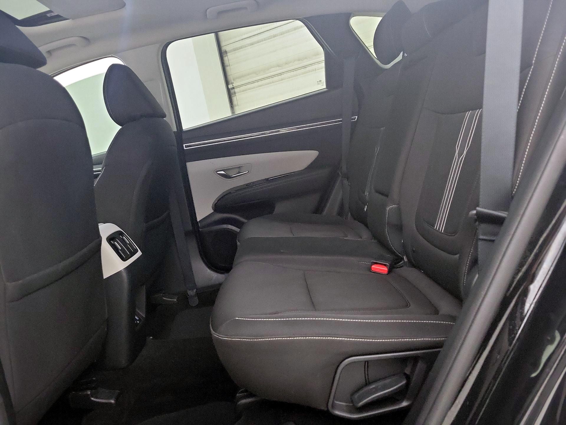 Thumbnail: 2022 Hyundai Tucson - 20