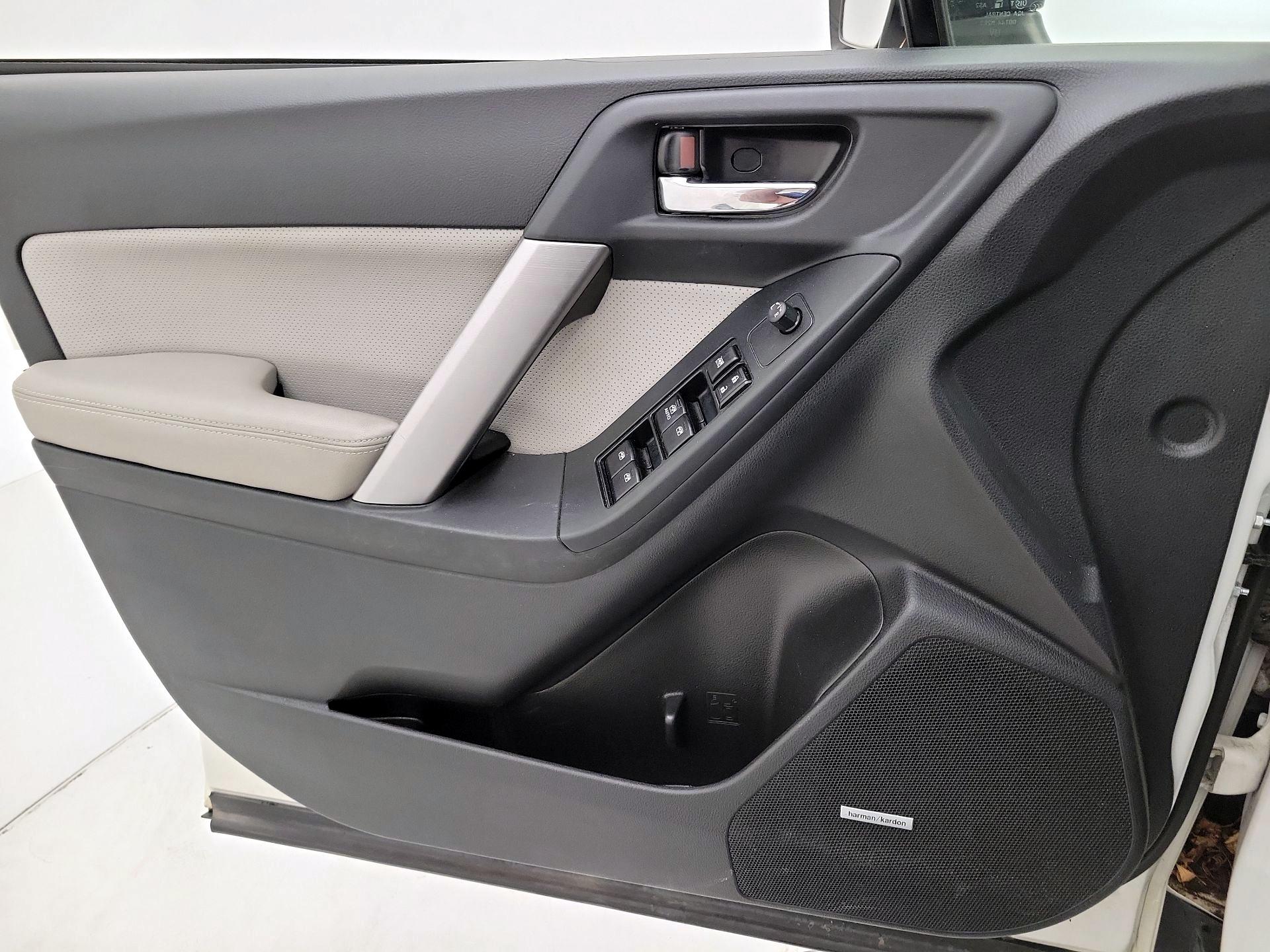 Thumbnail: 2015 Subaru Forester - 12