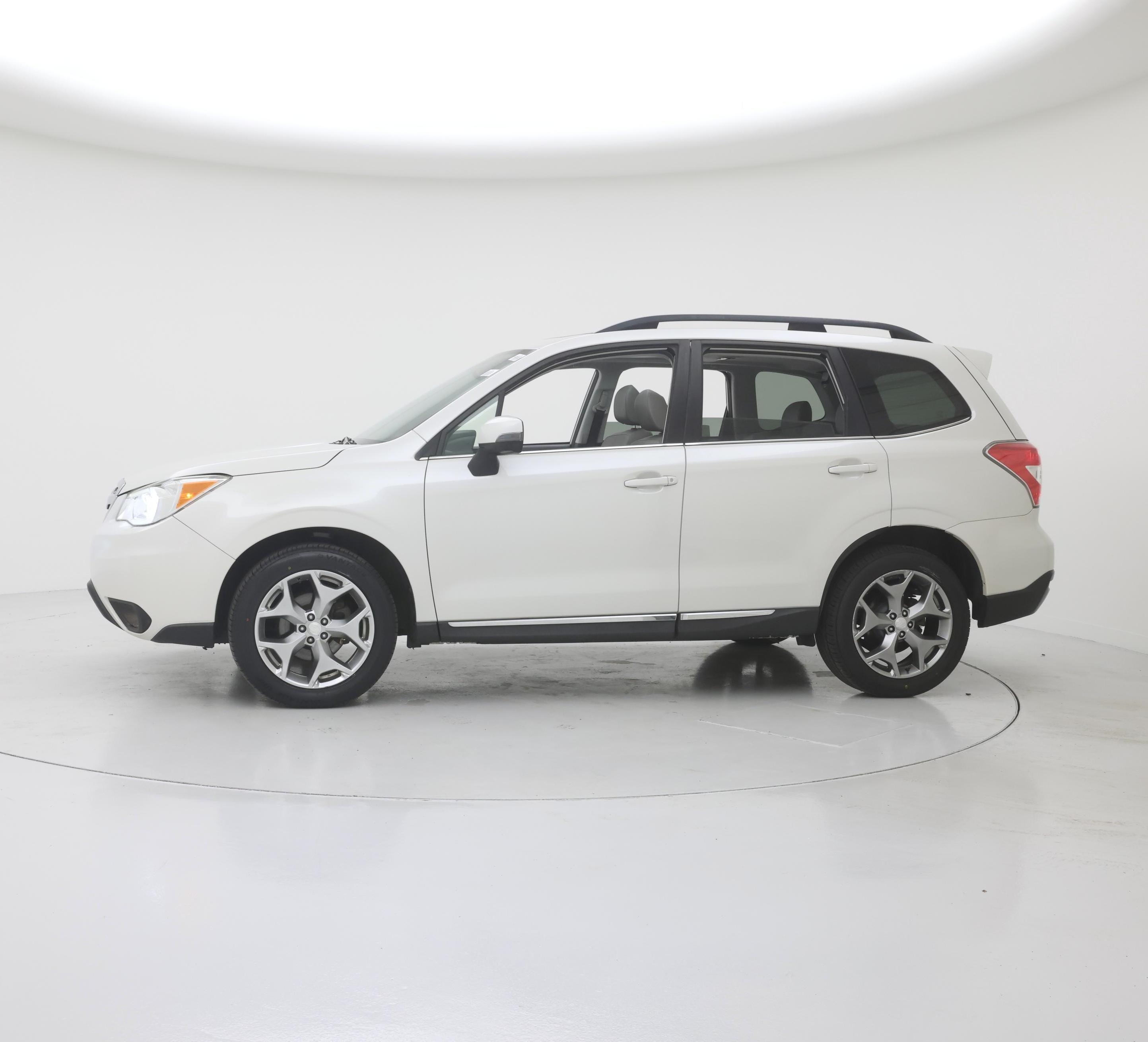 Thumbnail: 2015 Subaru Forester - 3