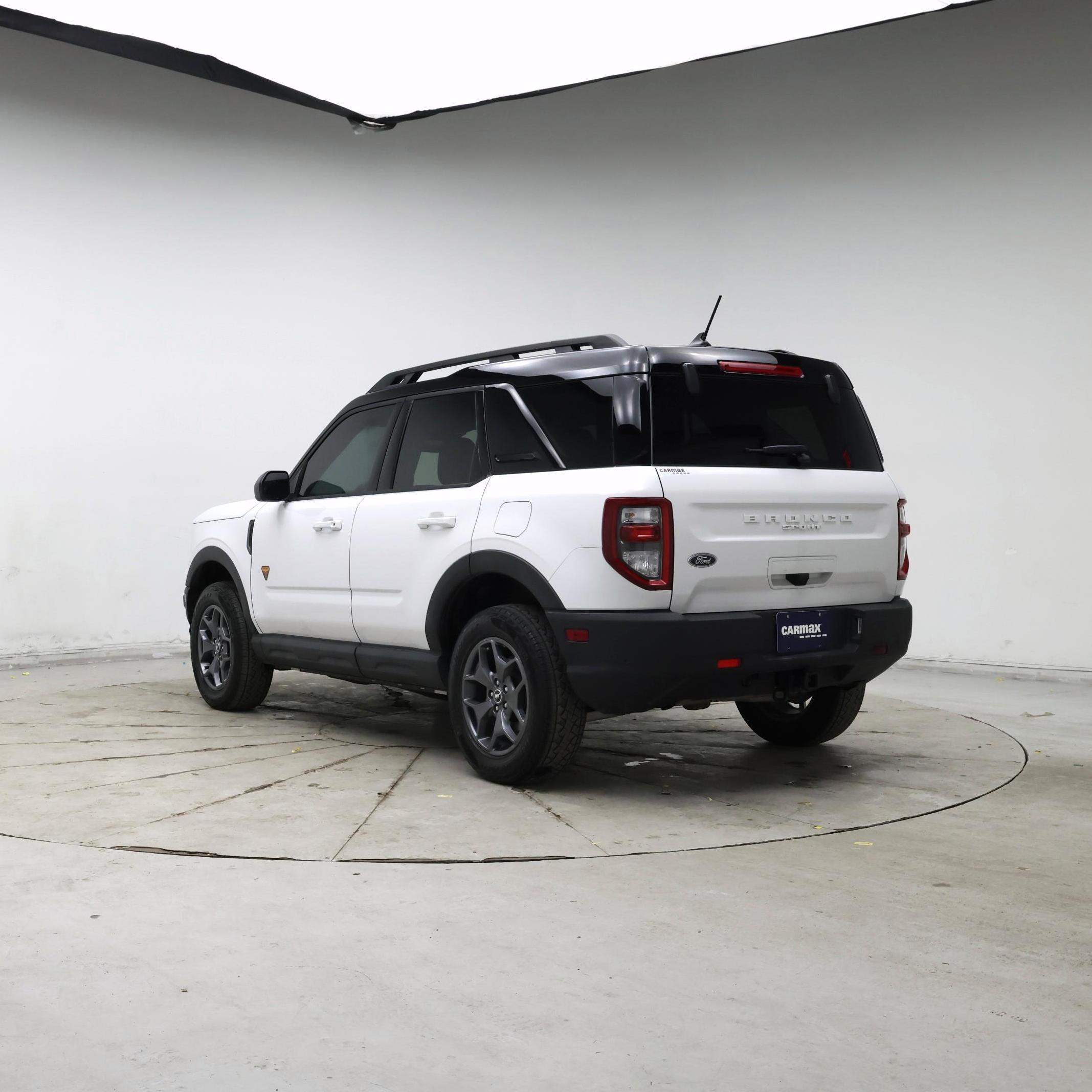 Thumbnail: 2022 Ford Bronco Sport - 2