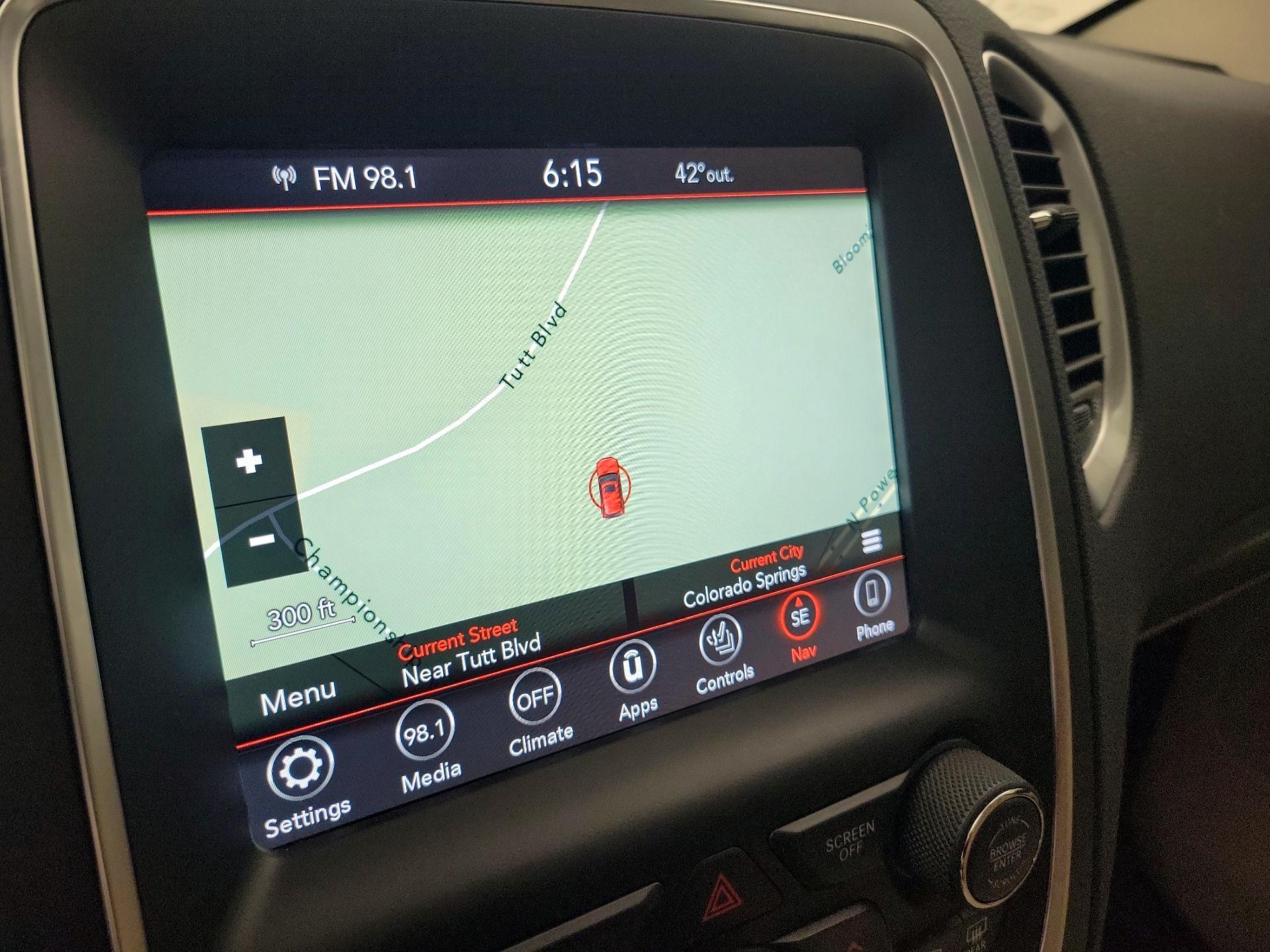 Thumbnail: 2018 Dodge Durango - 14