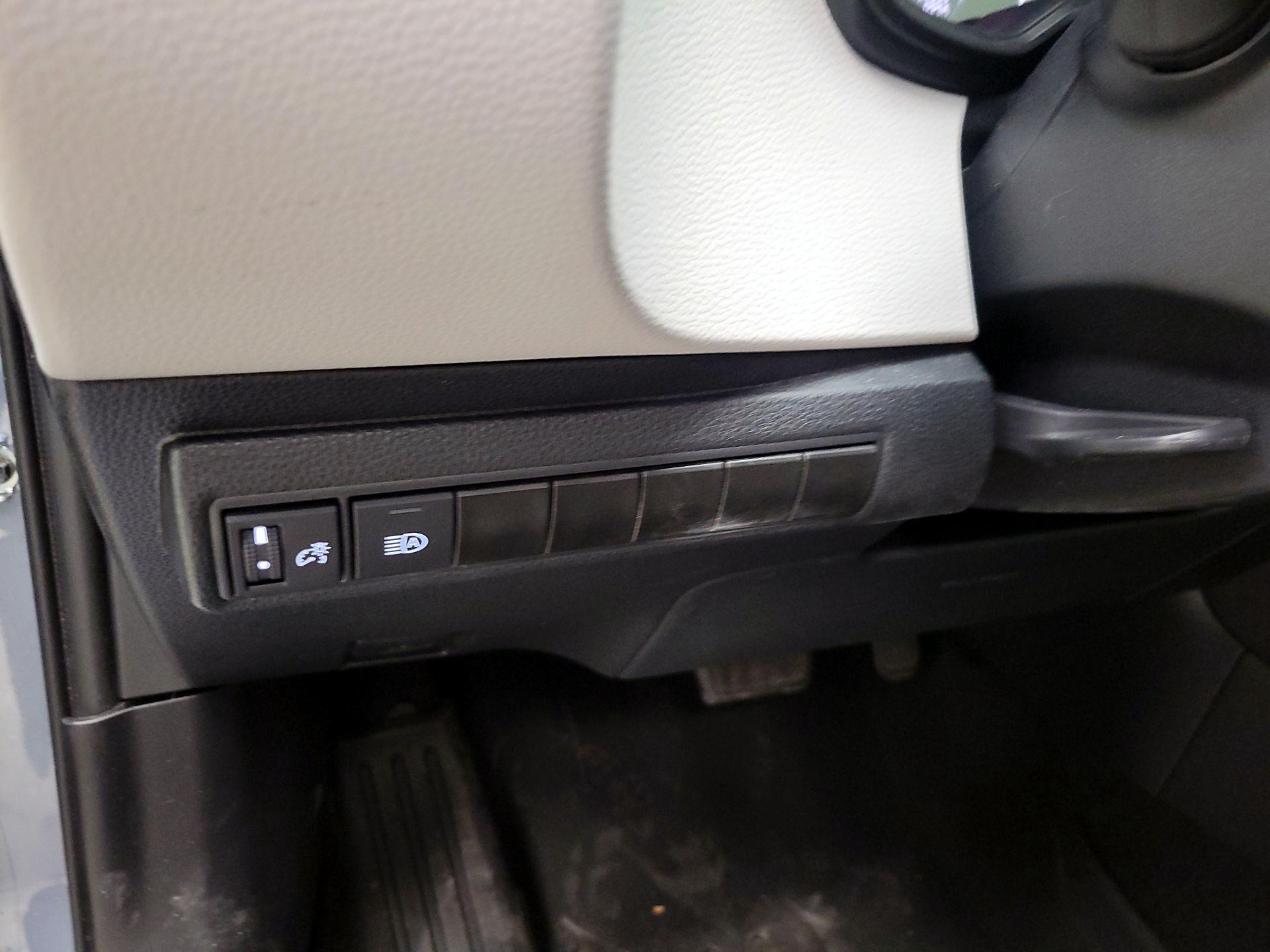 Thumbnail: 2024 Toyota Corolla - 13