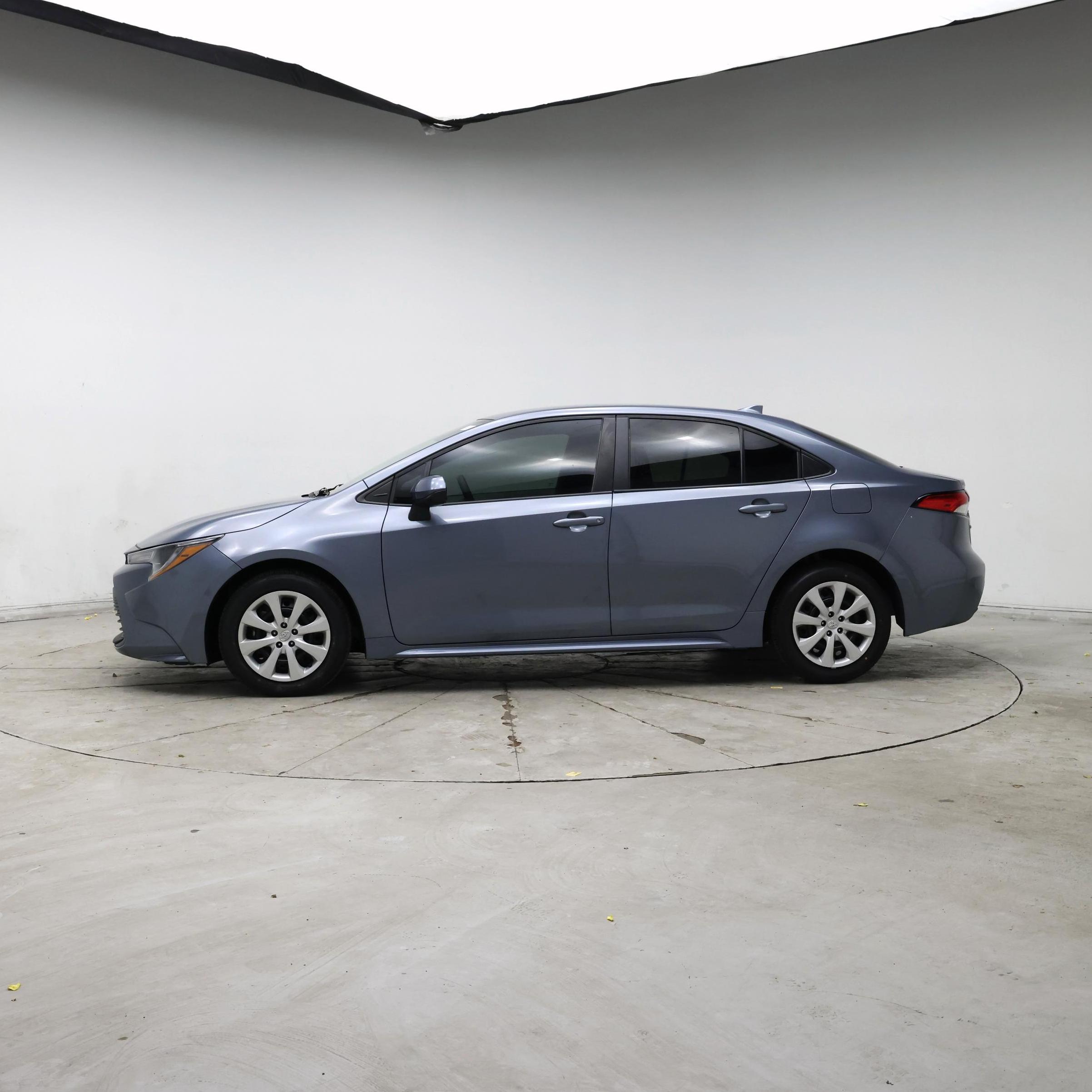 Thumbnail: 2024 Toyota Corolla - 3