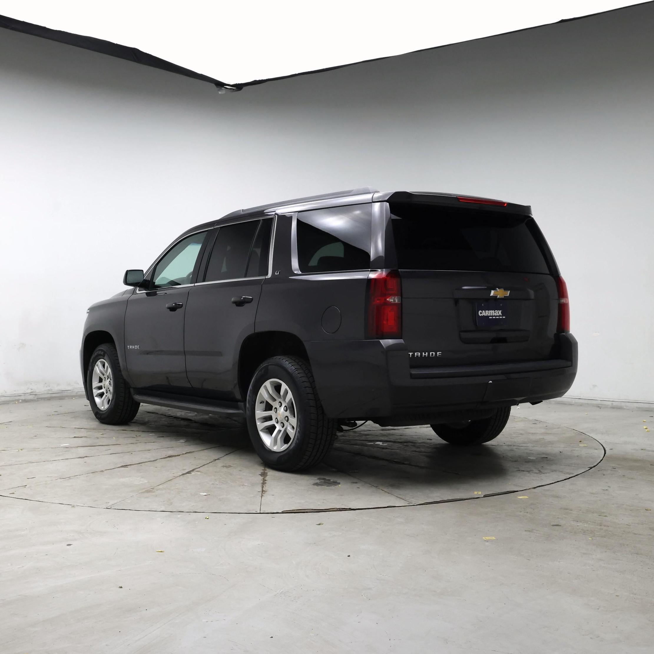 Thumbnail: 2018 Chevrolet Tahoe - 2