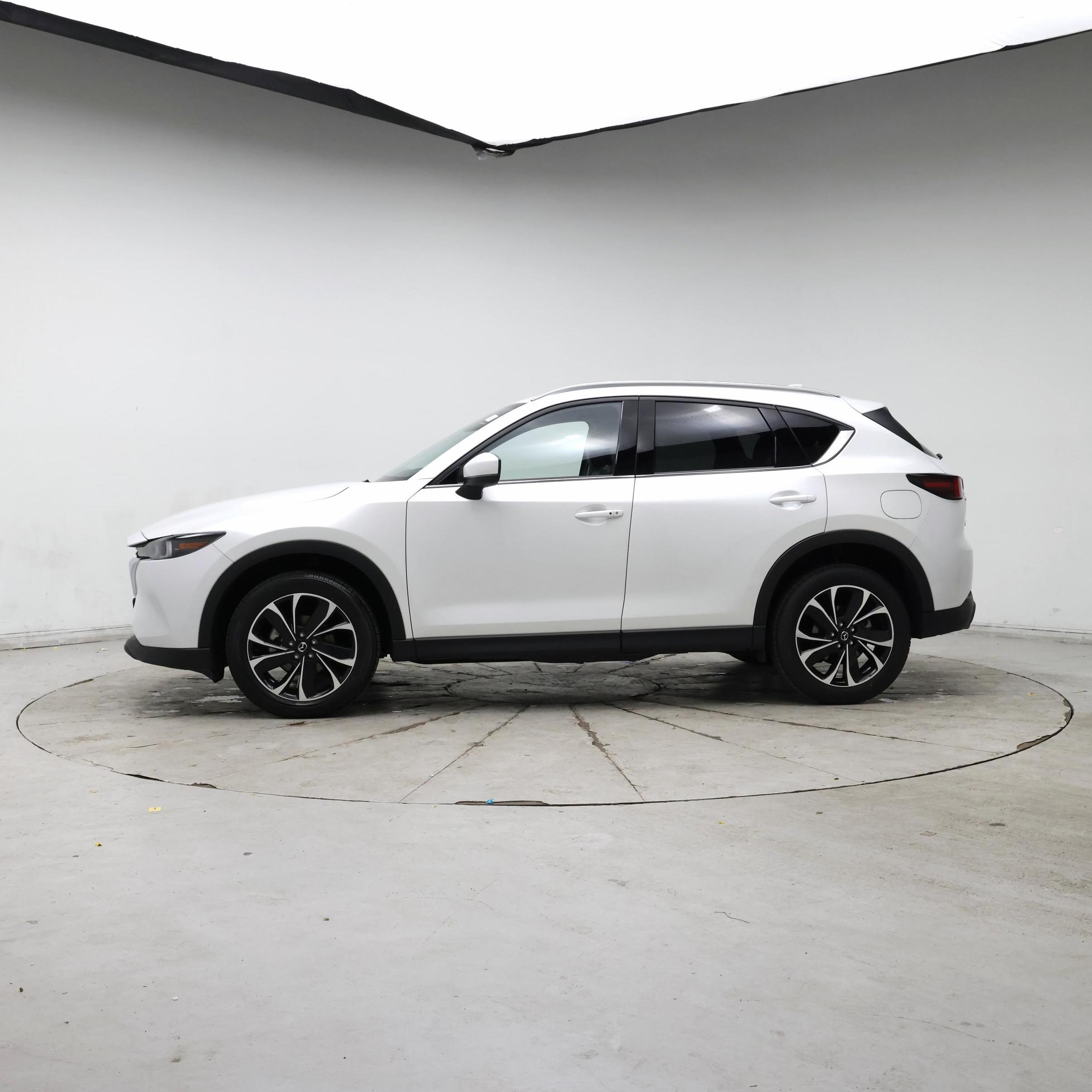 Thumbnail: 2023 Mazda CX-5 - 3