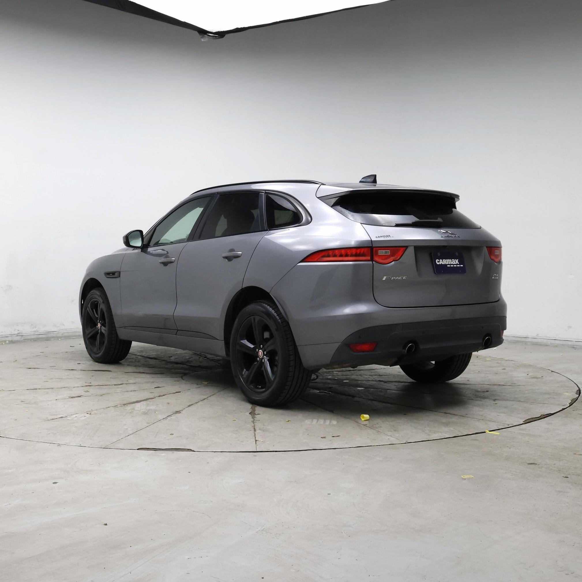 Thumbnail: 2020 Jaguar F-Pace - 2