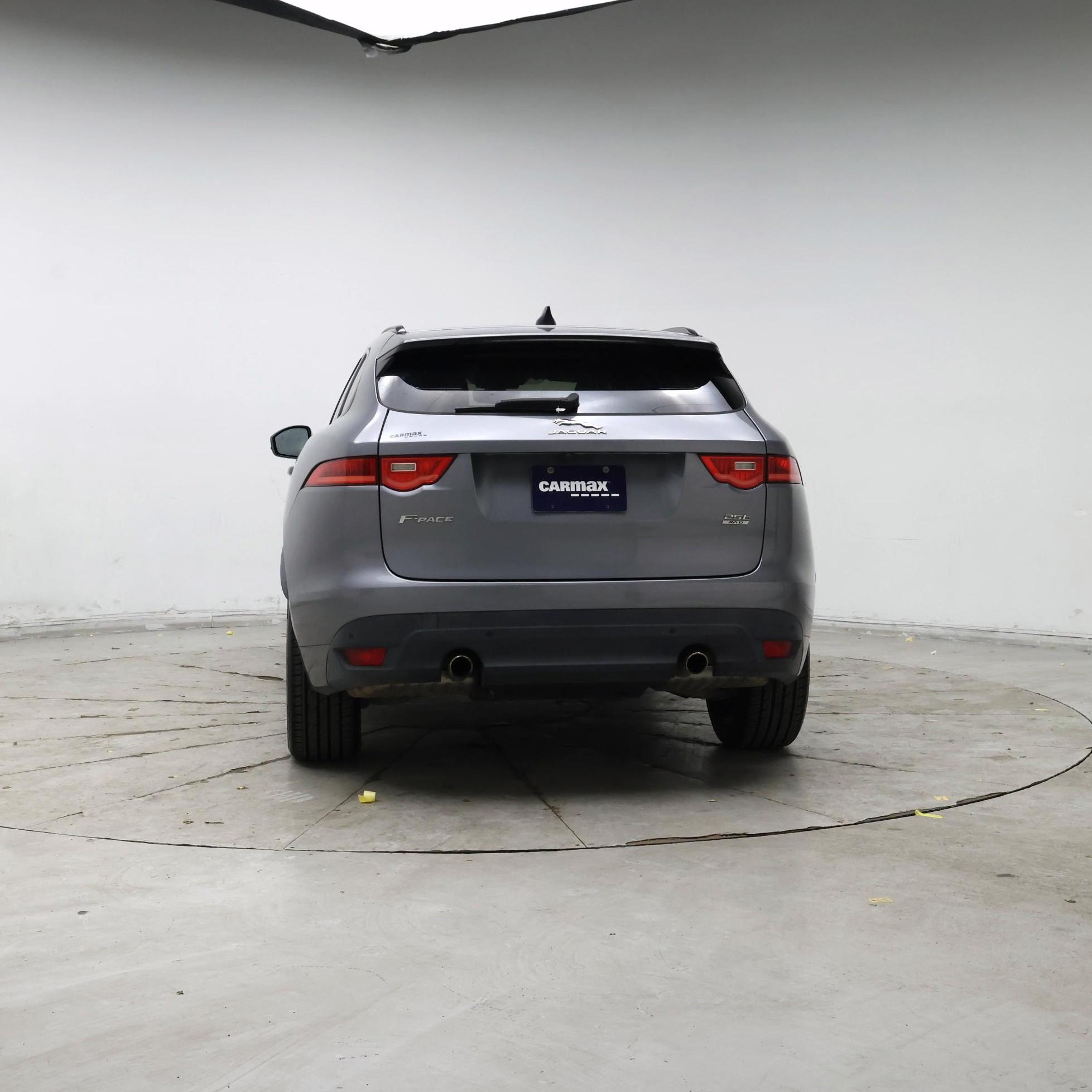 Thumbnail: 2020 Jaguar F-Pace - 6