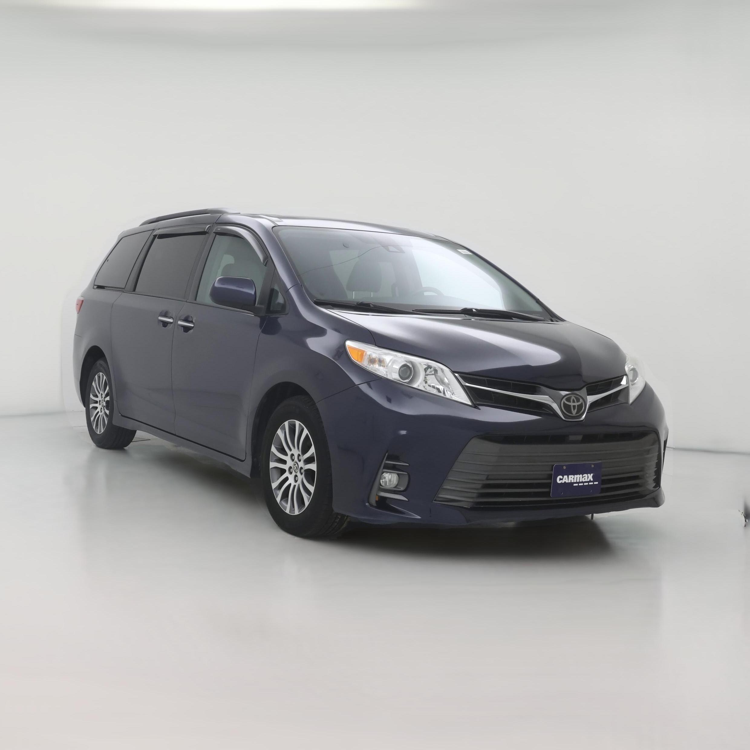 Thumbnail: 2020 Toyota Sienna - 1