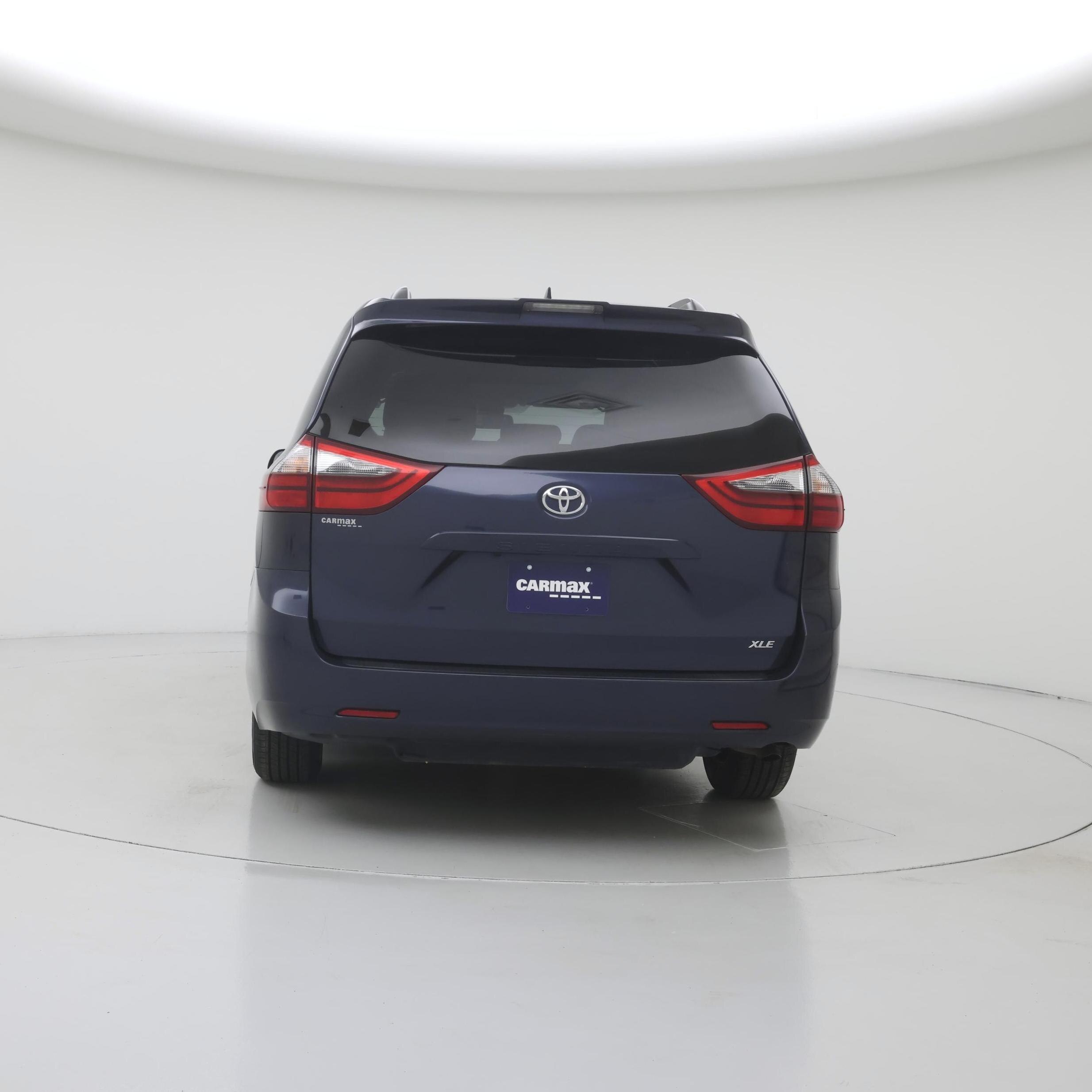 Thumbnail: 2020 Toyota Sienna - 6