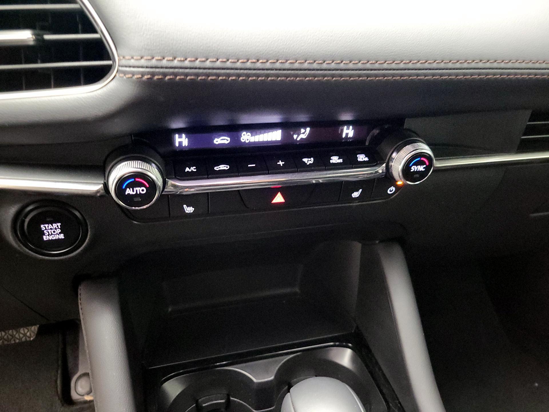 Thumbnail: 2025 Mazda Mazda3 - 17