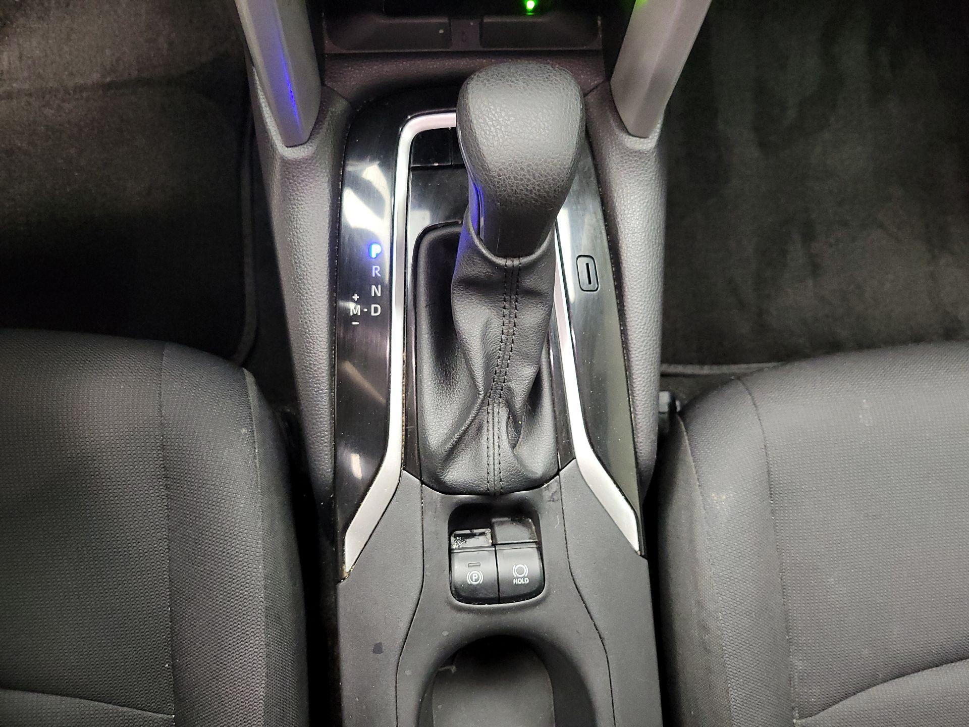 Thumbnail: 2025 Toyota Corolla Cross - 17