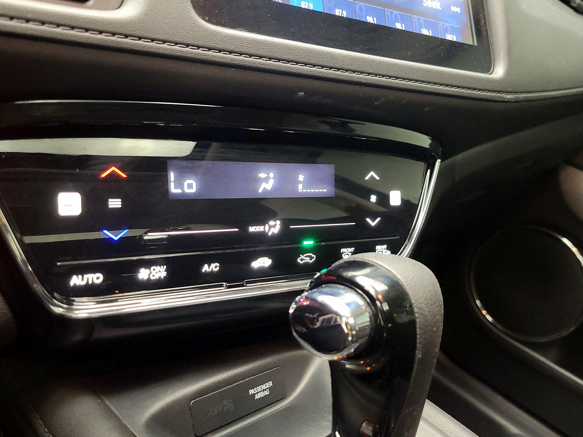 Thumbnail: 2021 Honda HR-V - 16