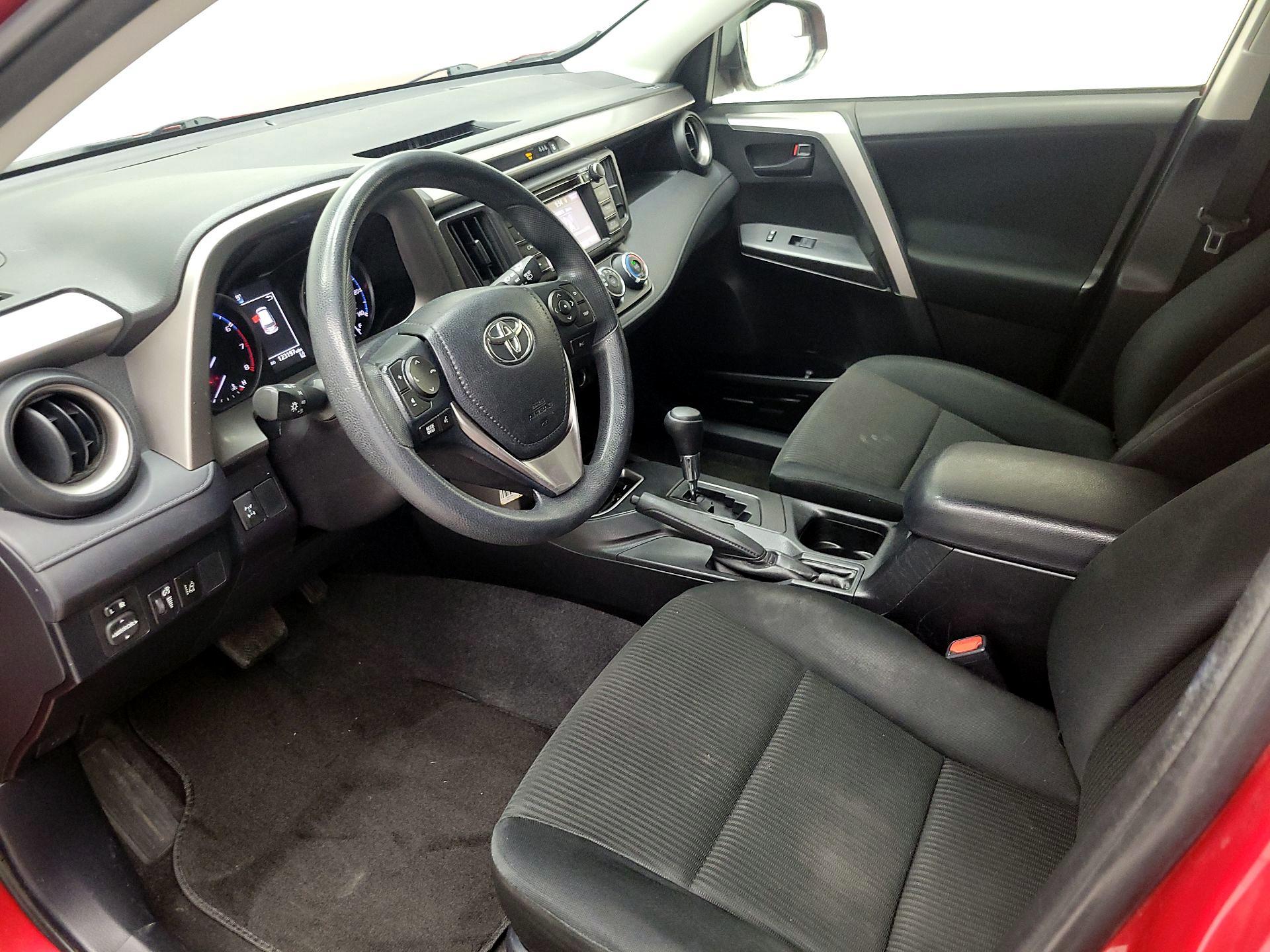 Thumbnail: 2017 Toyota RAV4 - 11