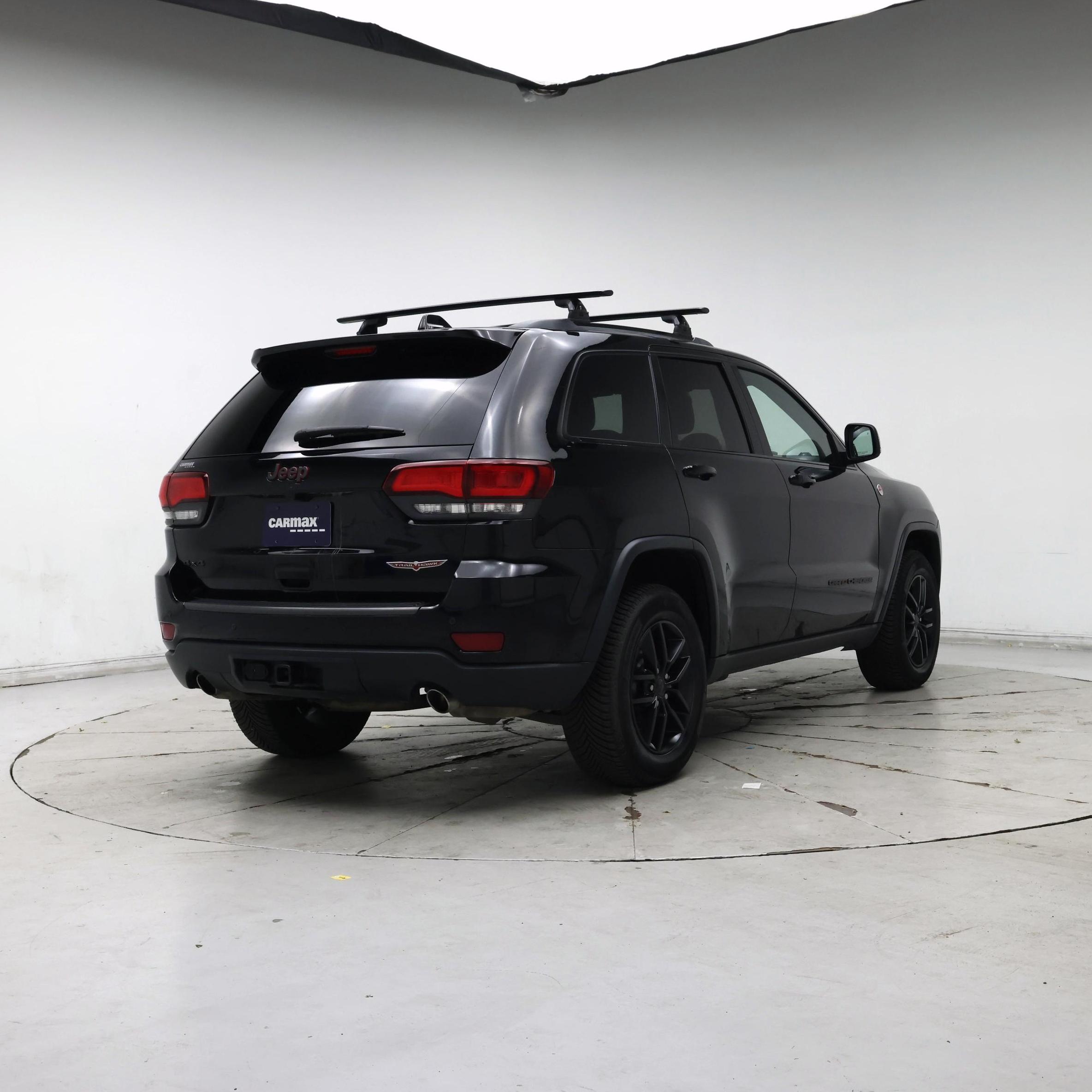Thumbnail: 2020 Jeep Grand Cherokee - 8