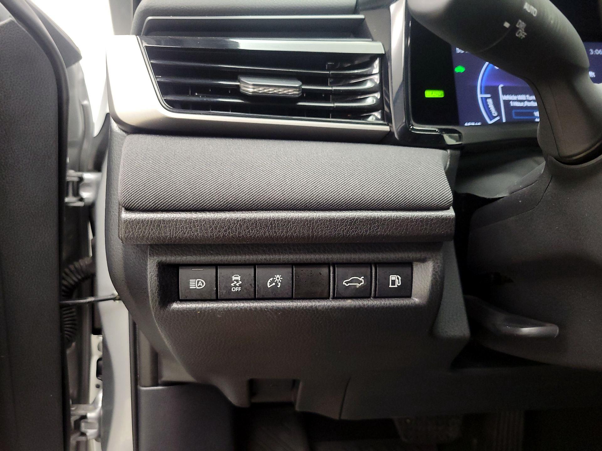 Thumbnail: 2025 Toyota Camry - 13