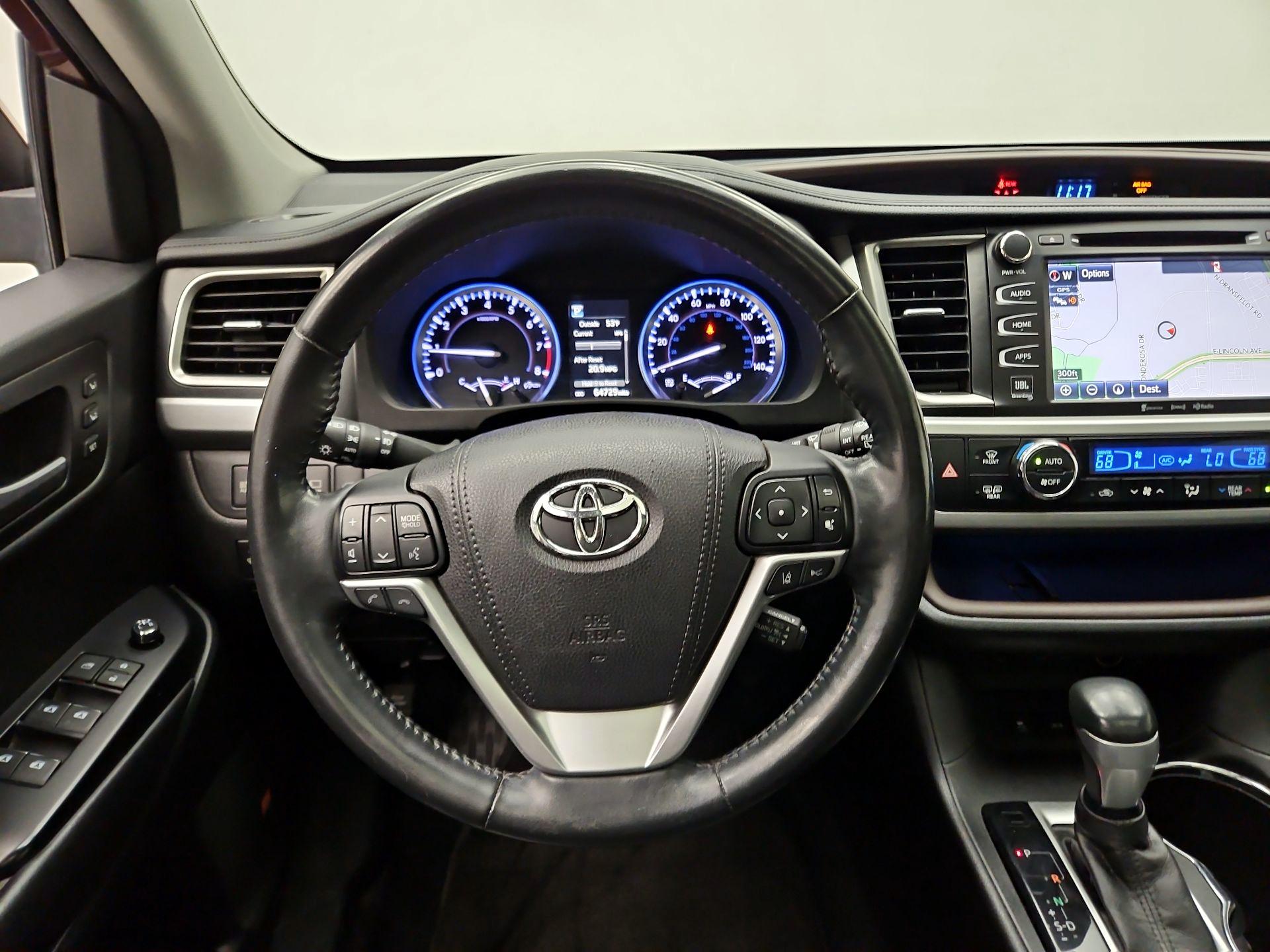 Thumbnail: 2018 Toyota Highlander - 10