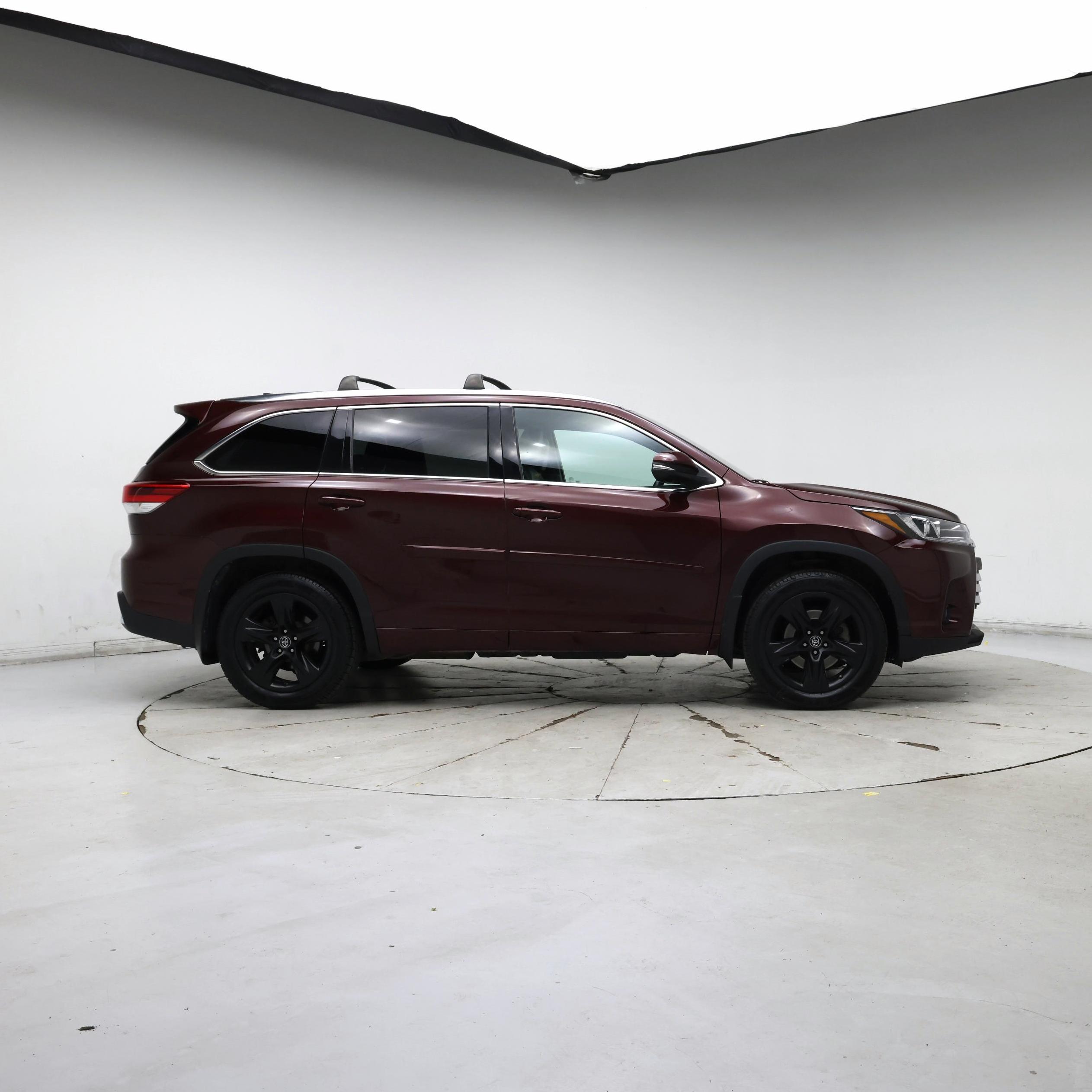 Thumbnail: 2018 Toyota Highlander - 7