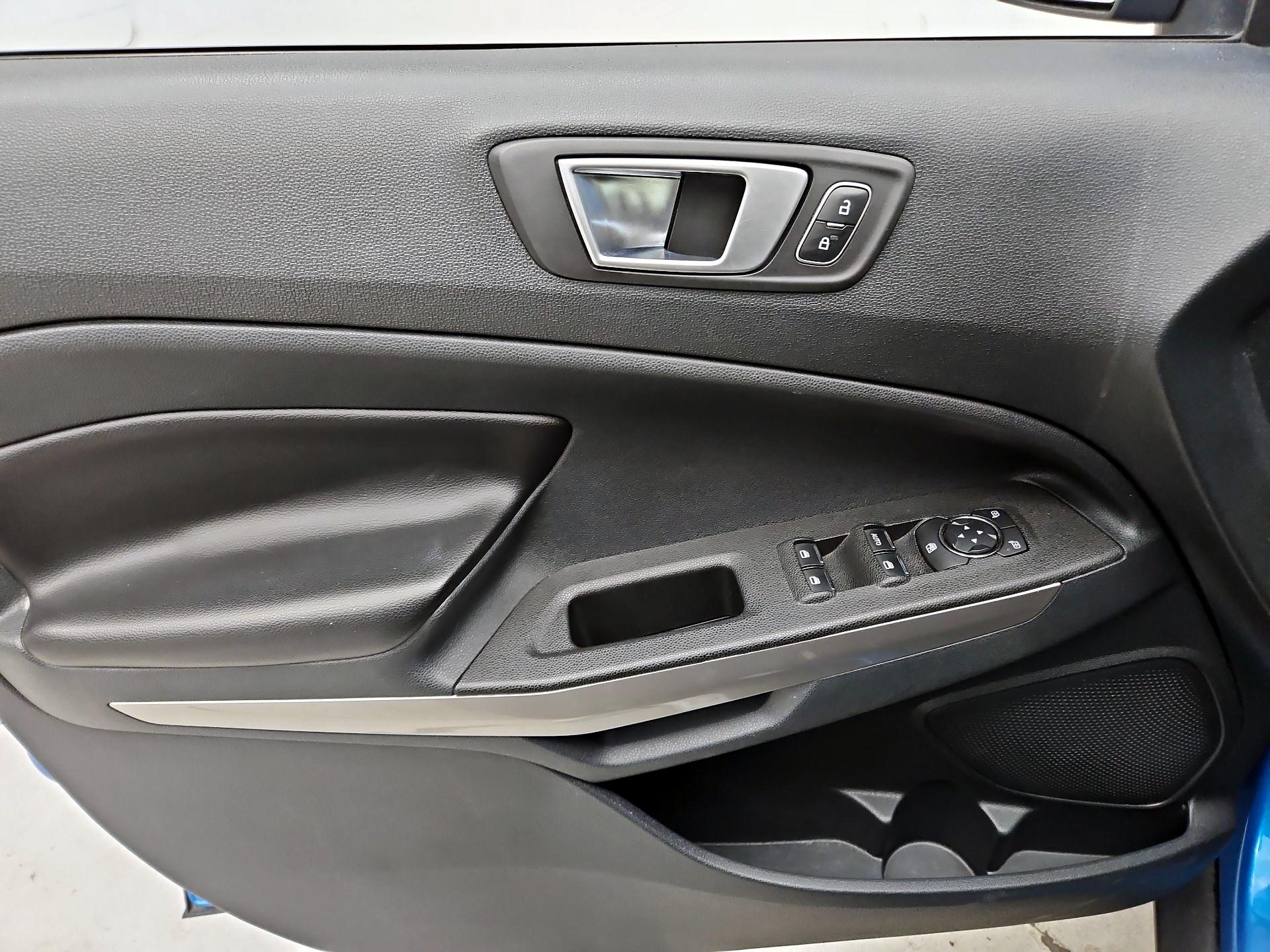 Thumbnail: 2019 Ford EcoSport - 12