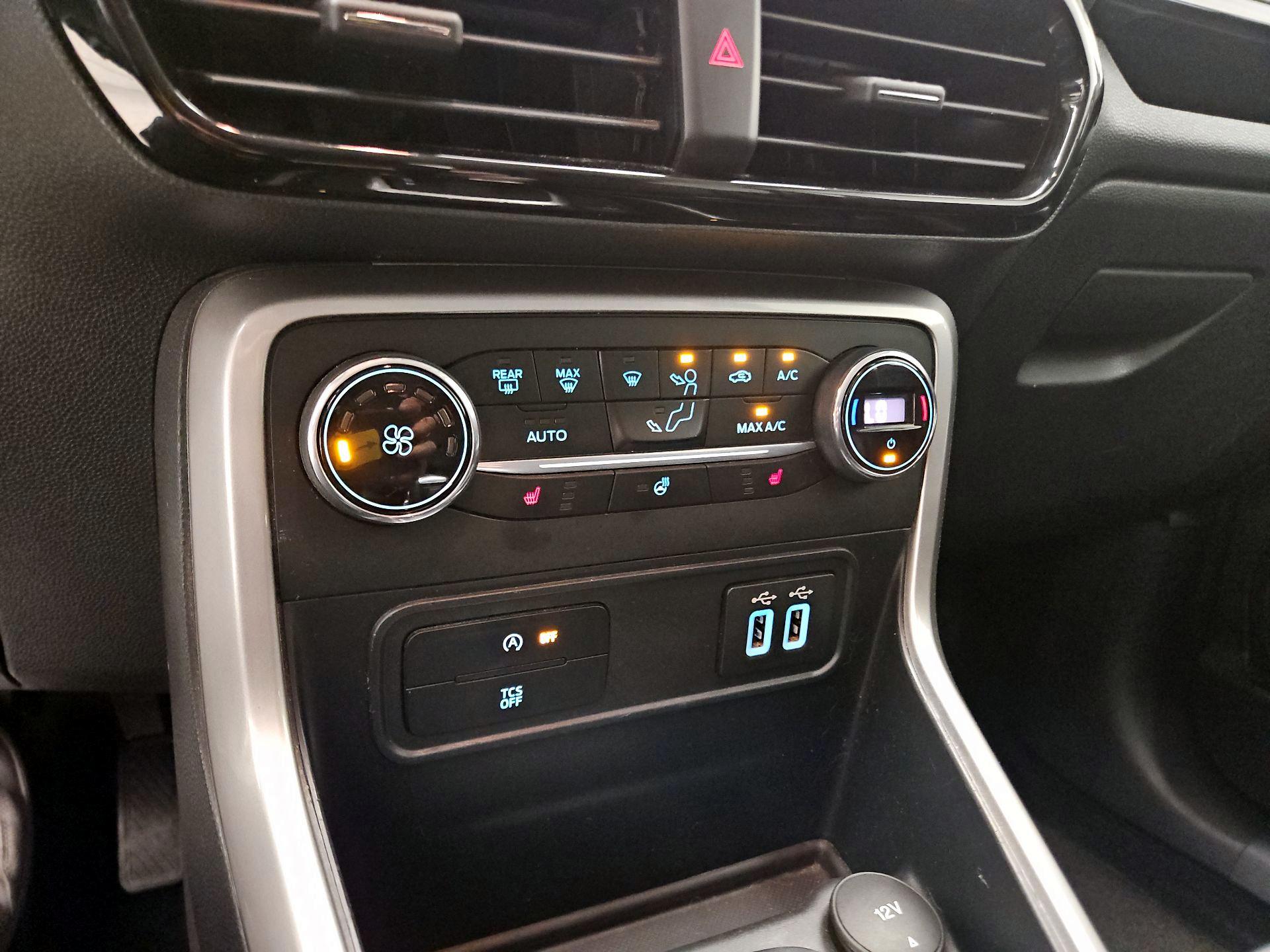 Thumbnail: 2019 Ford EcoSport - 17