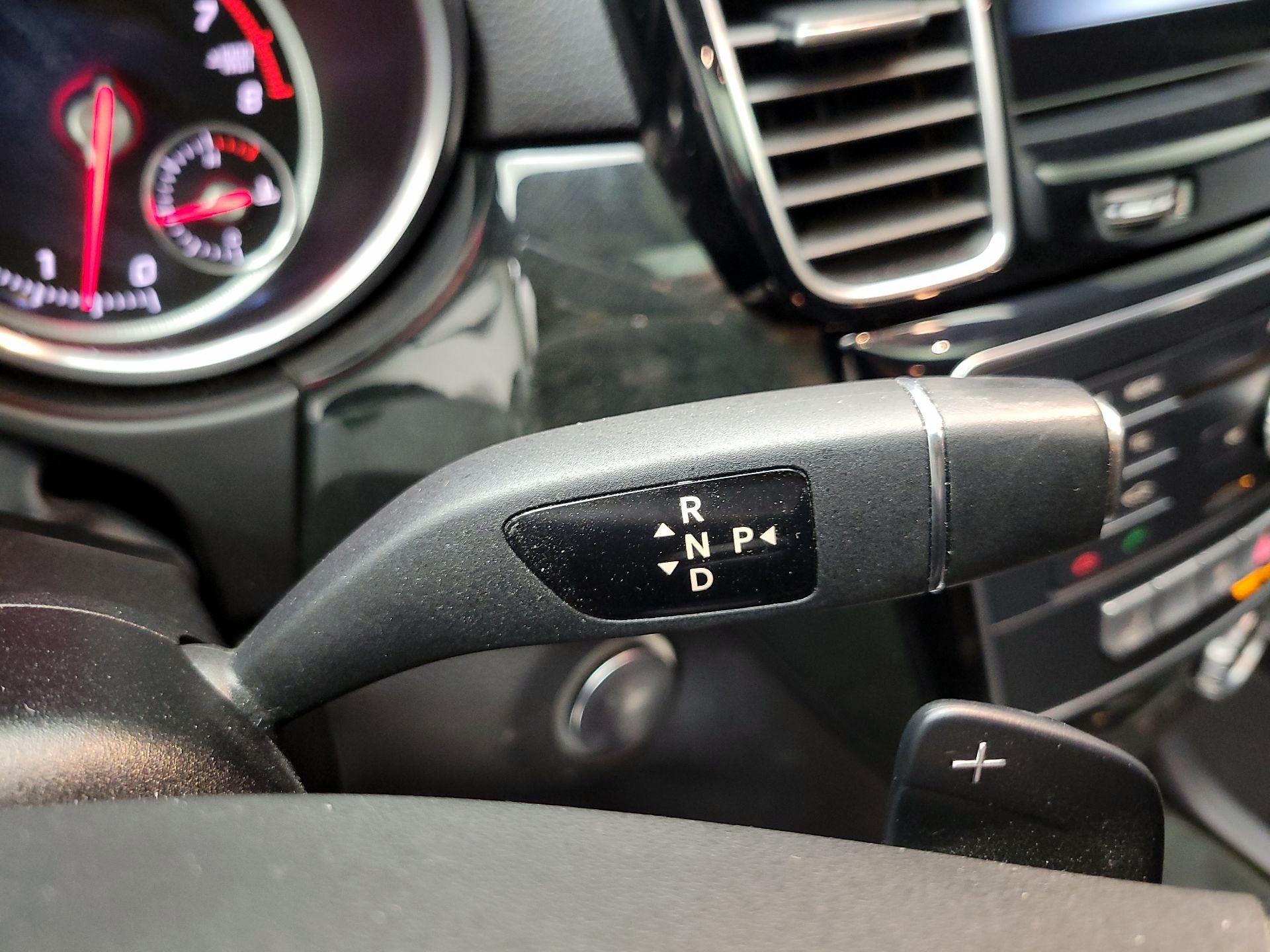 Thumbnail: 2018 Mercedes-Benz GLE - 18