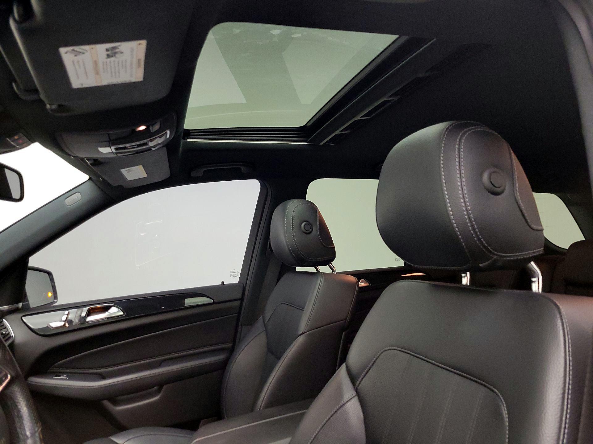 Thumbnail: 2018 Mercedes-Benz GLE - 20