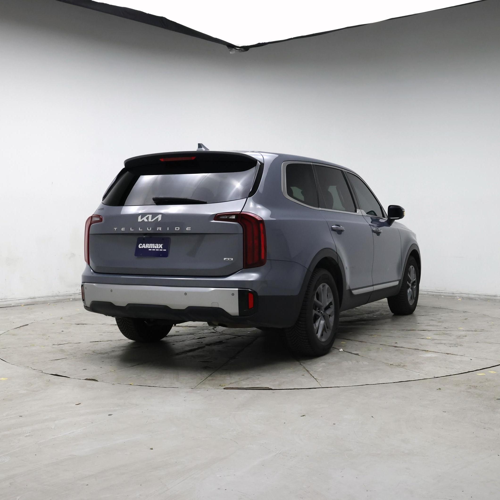 Thumbnail: 2023 Kia Telluride - 8