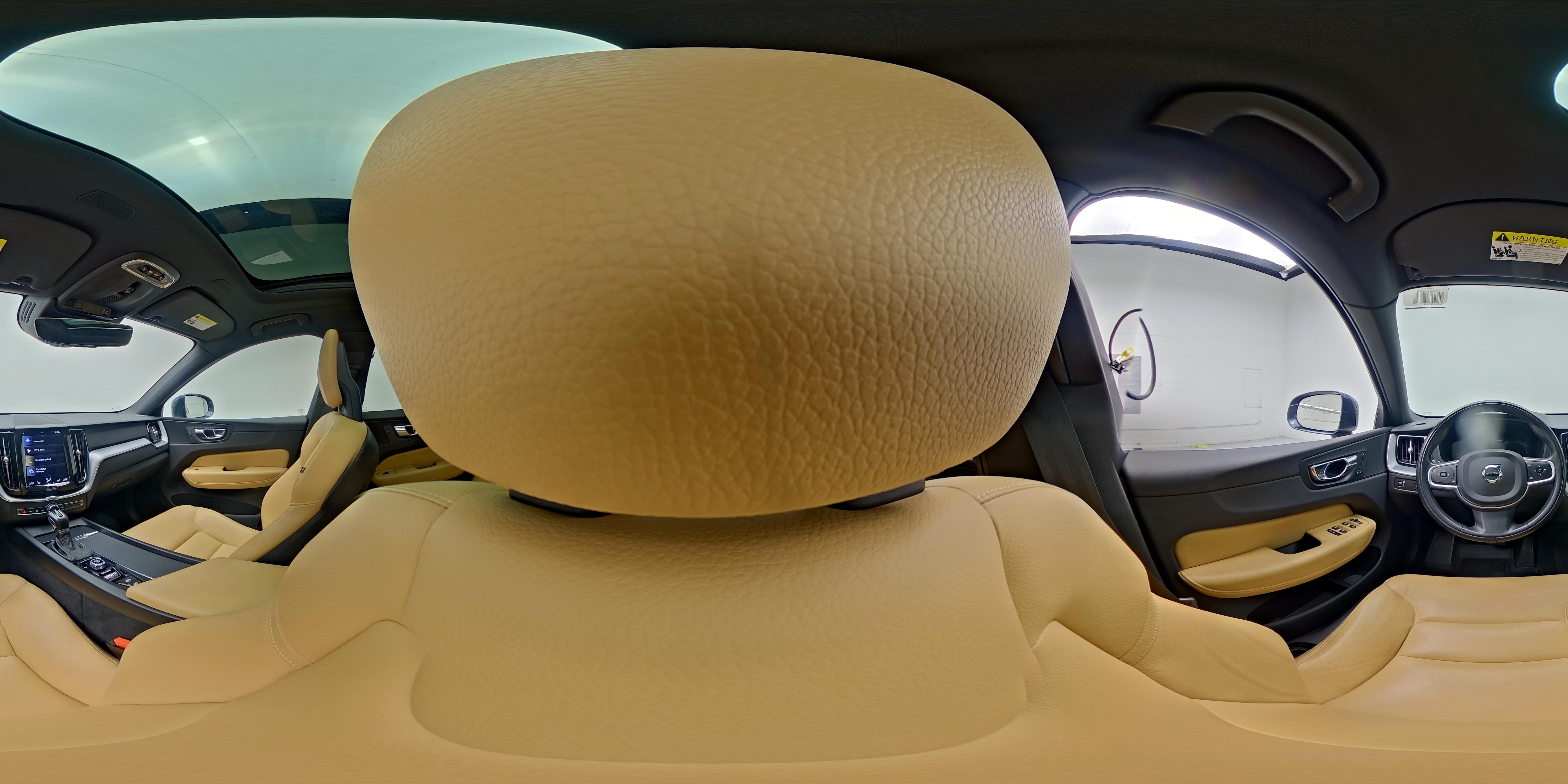 2018 Volvo XC60 Momentum - Photo 28