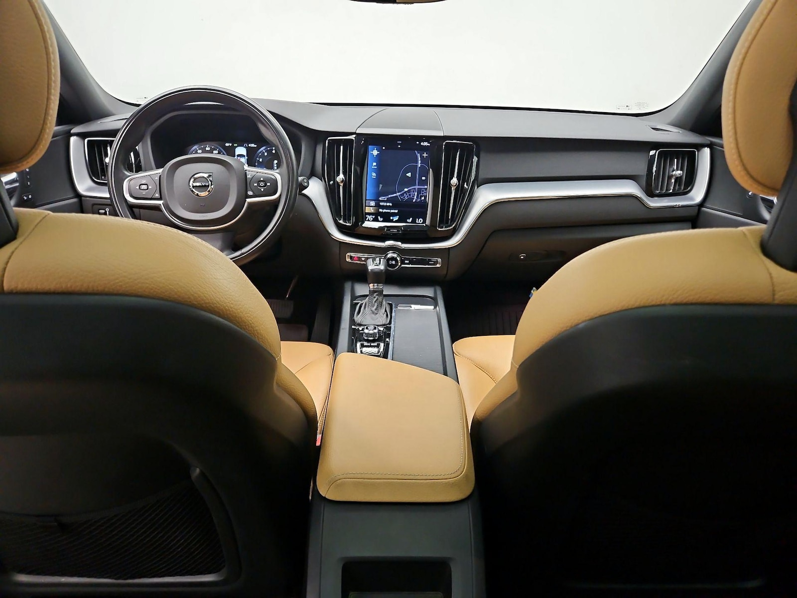 2018 Volvo XC60 Momentum - Photo 10