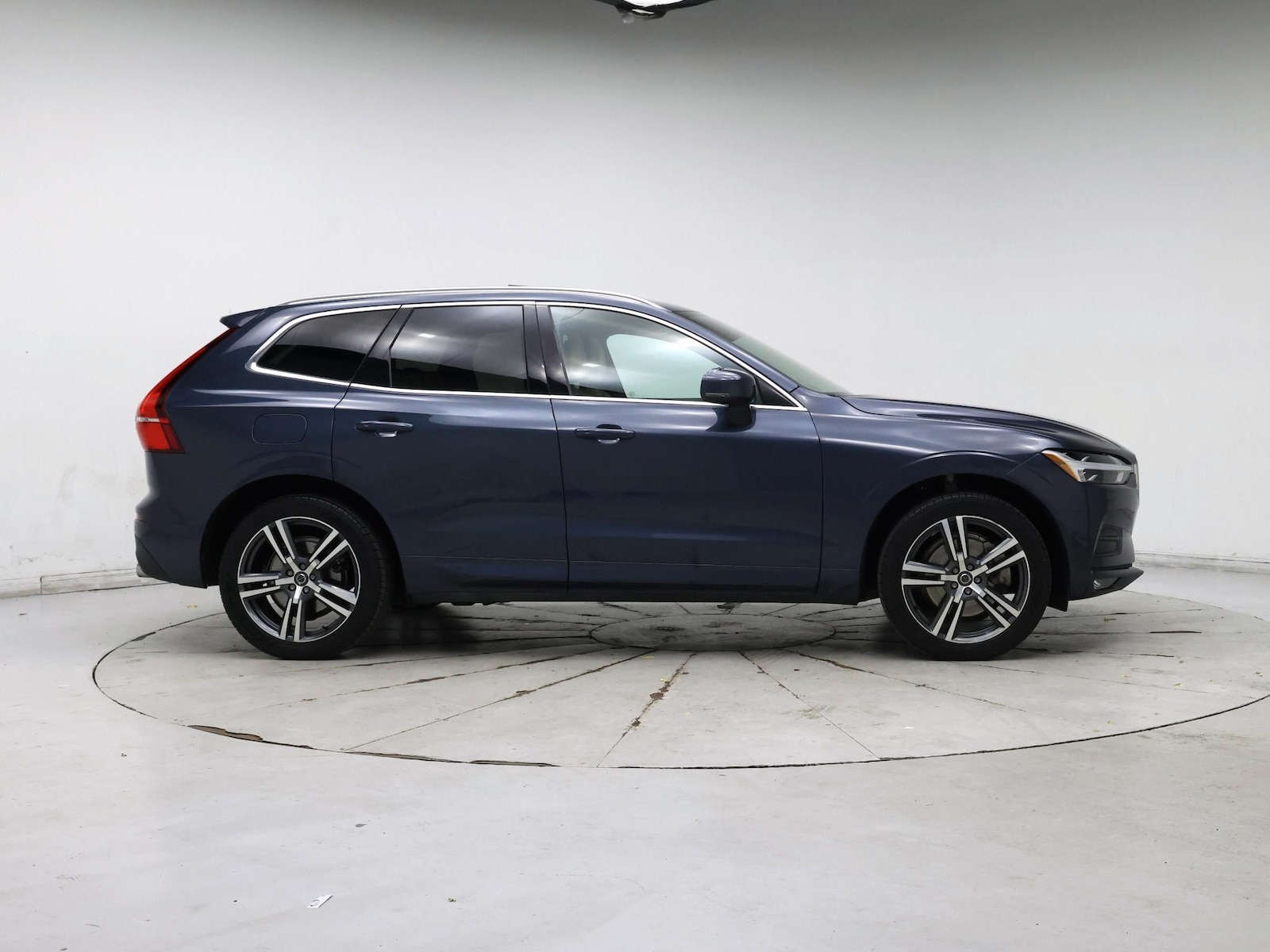 2018 Volvo XC60 Momentum - Photo 8