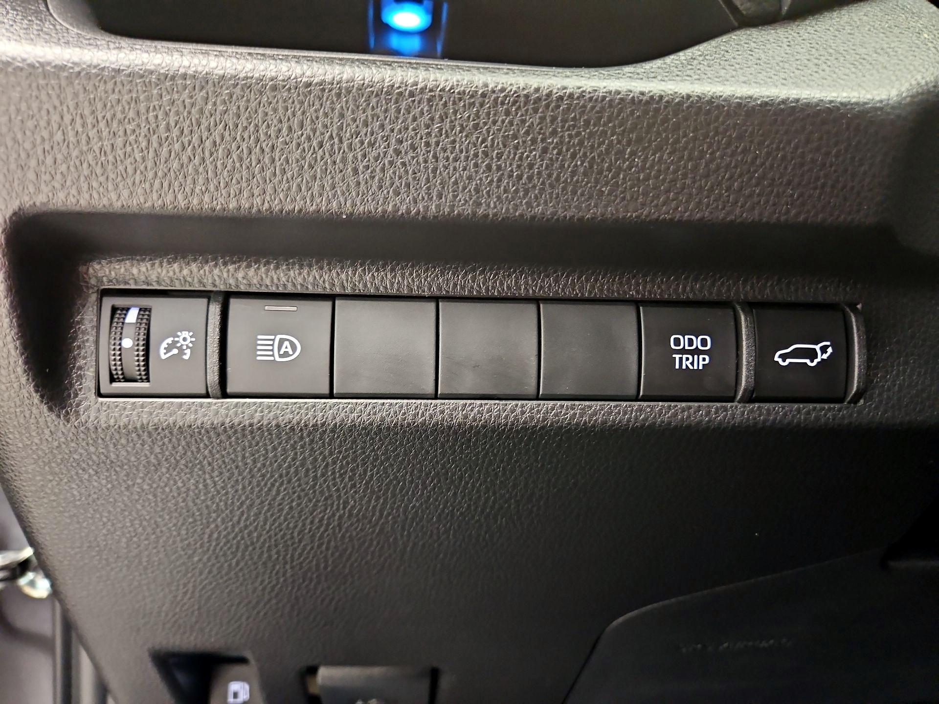 Thumbnail: 2024 Toyota RAV4 - 13