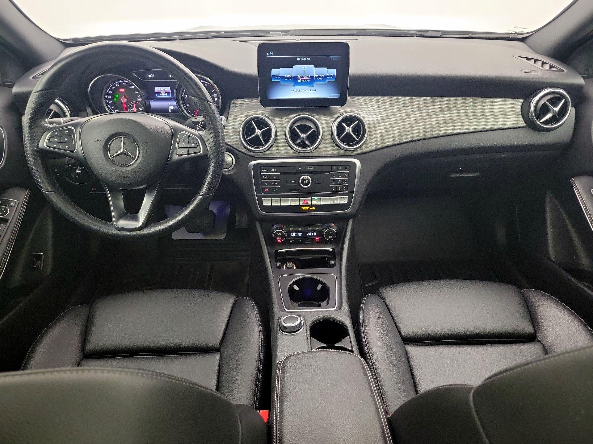 Thumbnail: 2020 Mercedes-Benz GLA - 8