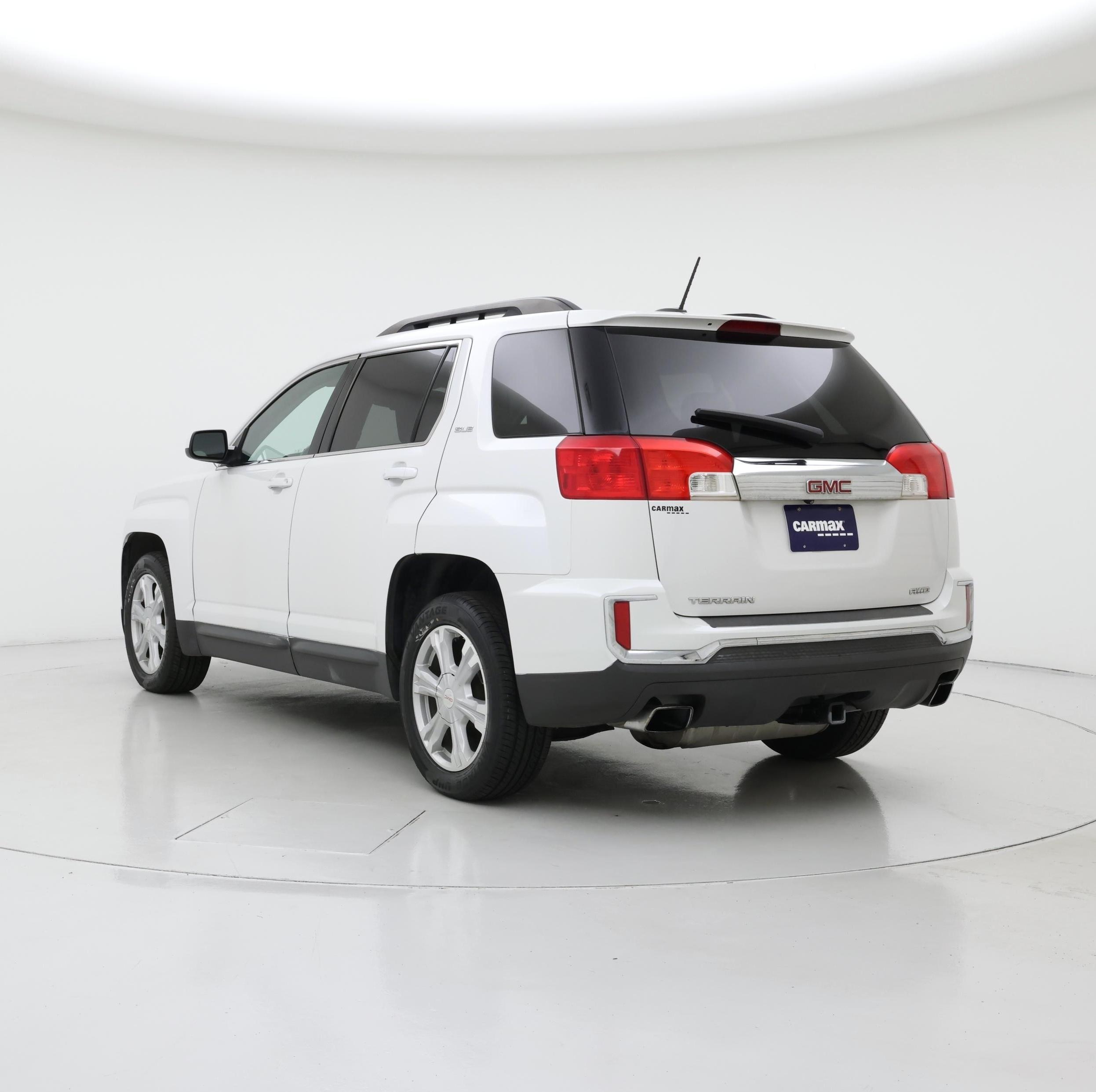 Thumbnail: 2017 GMC Terrain - 2