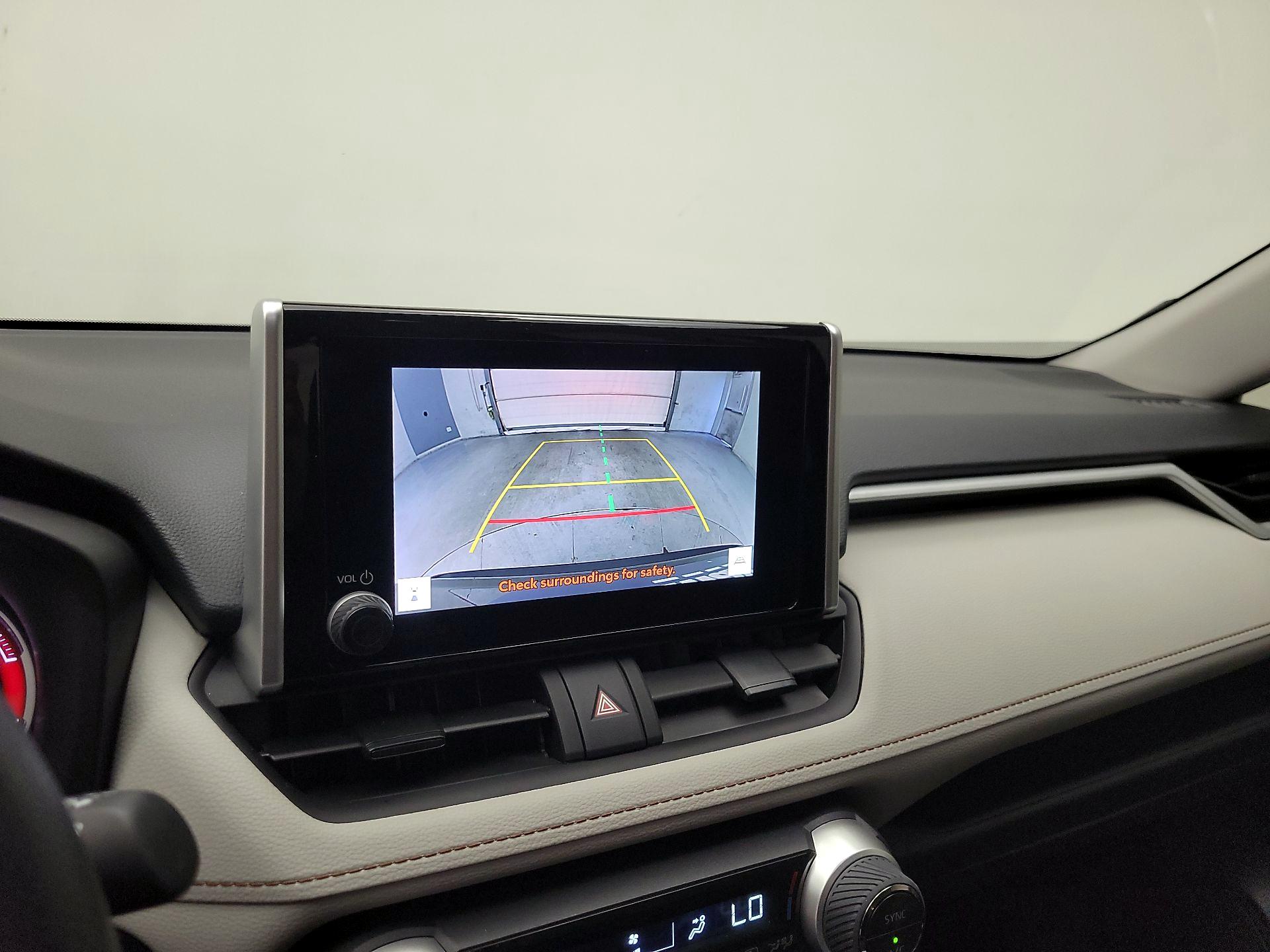 Thumbnail: 2025 Toyota RAV4 - 15