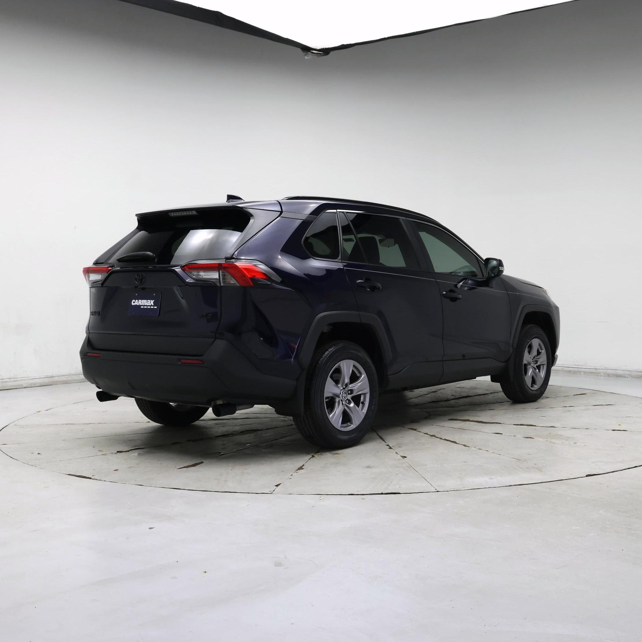 Thumbnail: 2025 Toyota RAV4 - 8