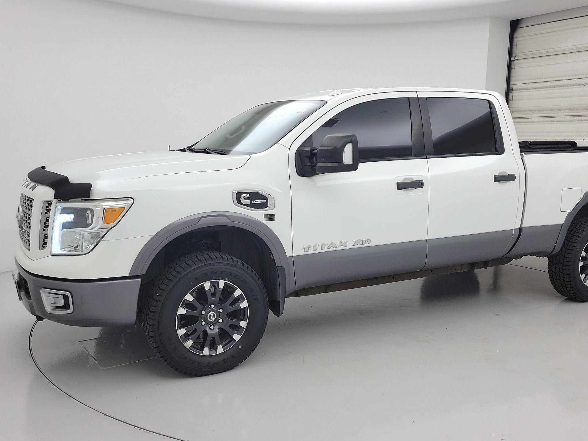 Thumbnail: 2017 Nissan Titan - 3