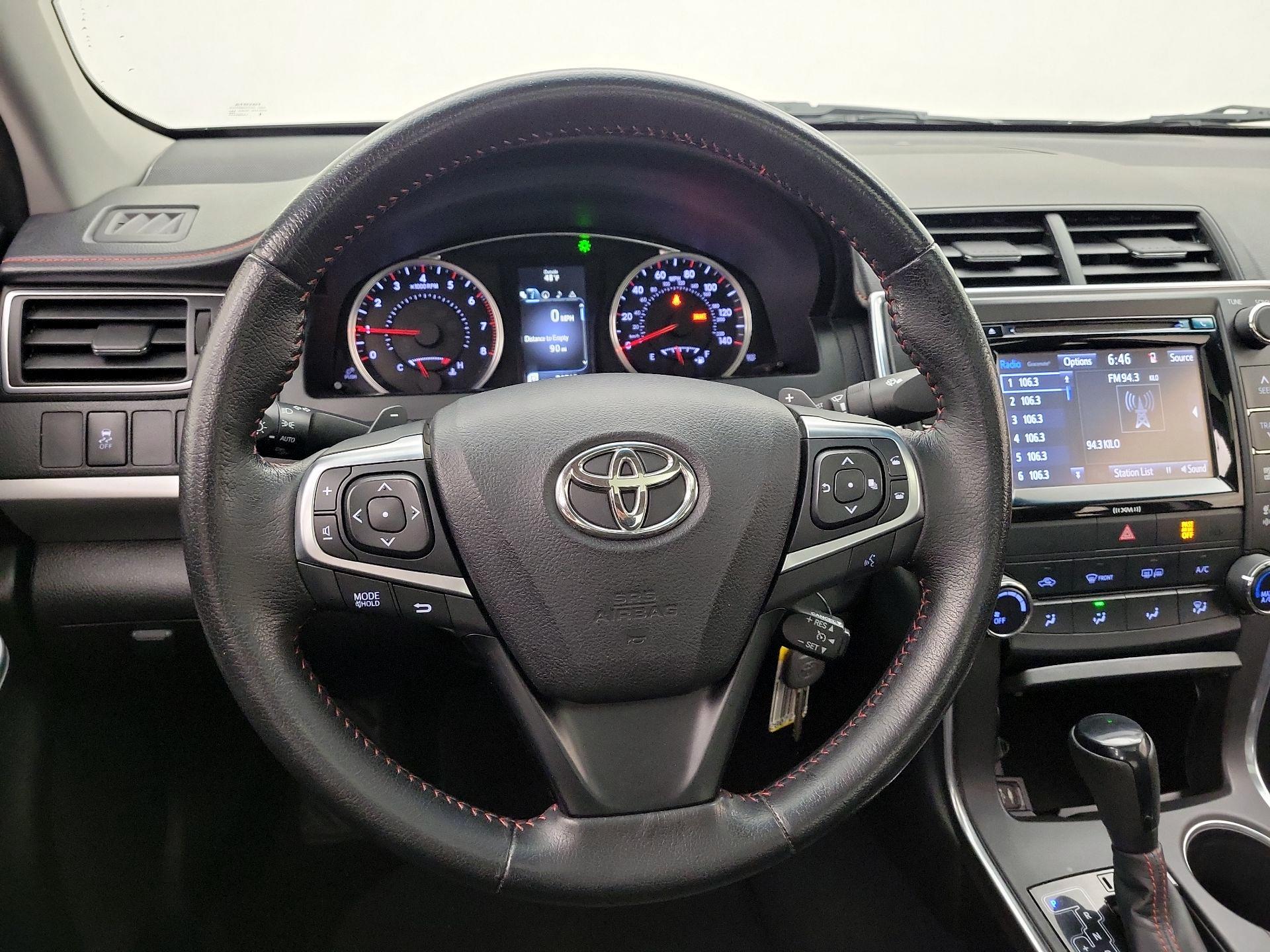 Thumbnail: 2016 Toyota Camry - 10