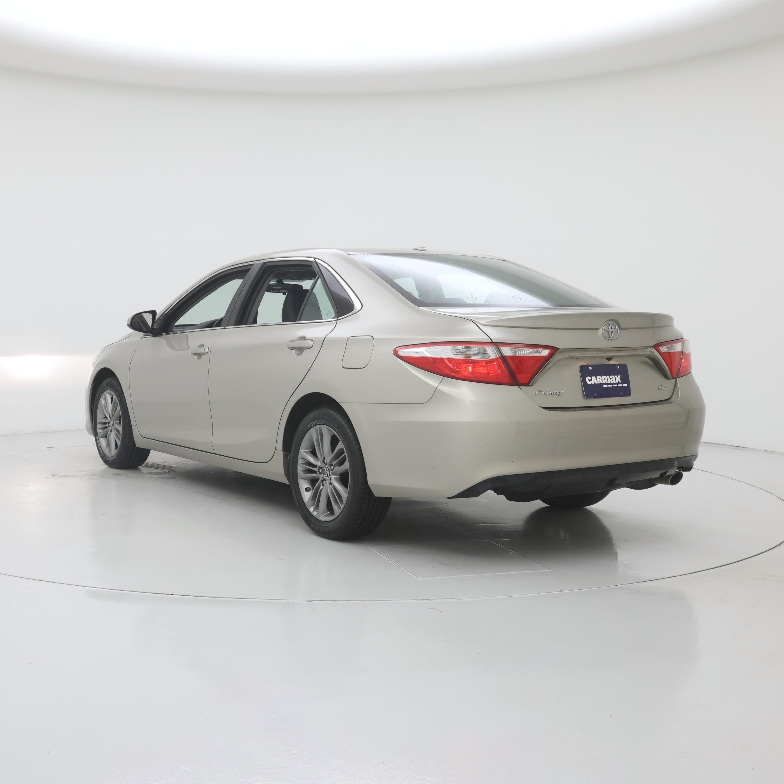Thumbnail: 2016 Toyota Camry - 2