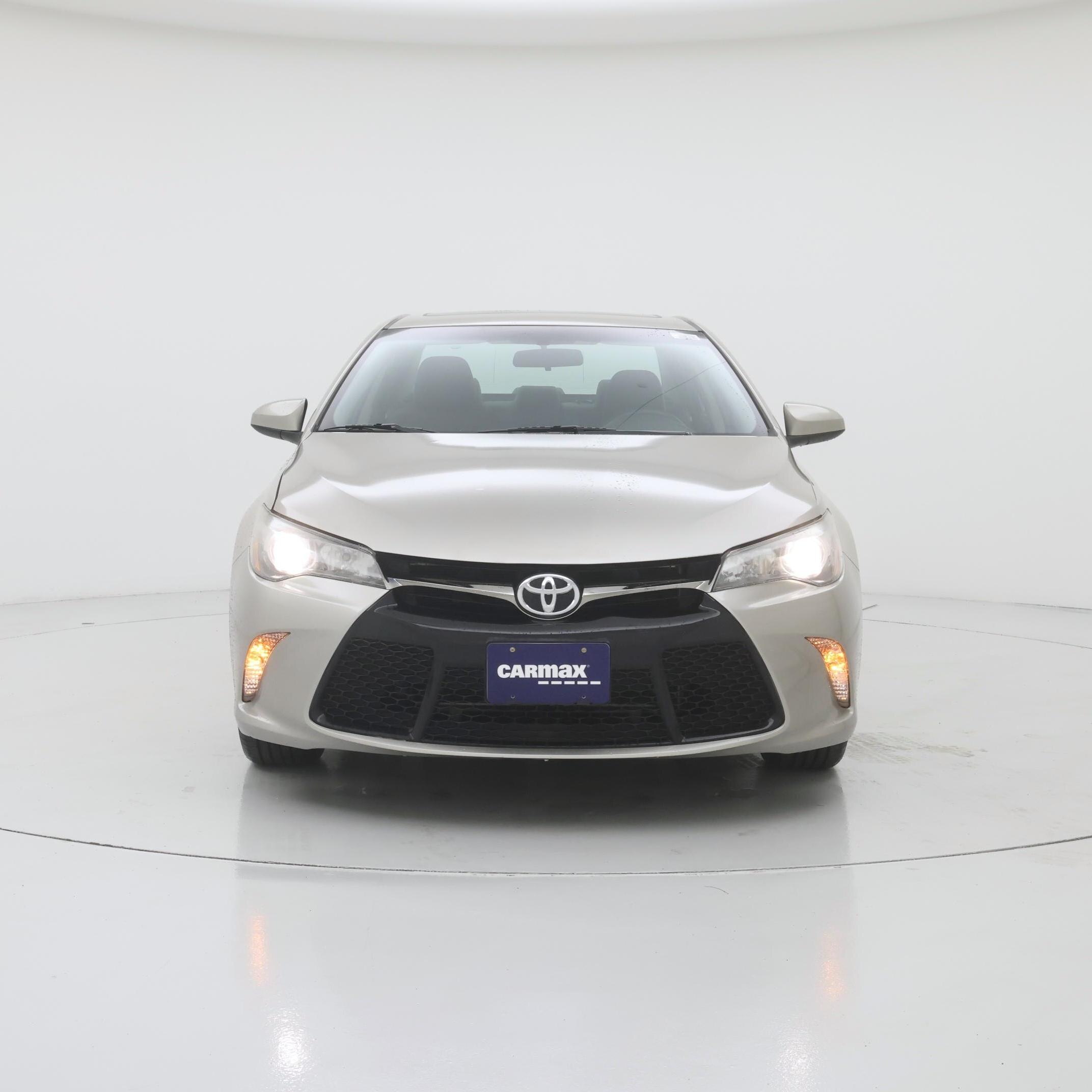 Thumbnail: 2016 Toyota Camry - 5