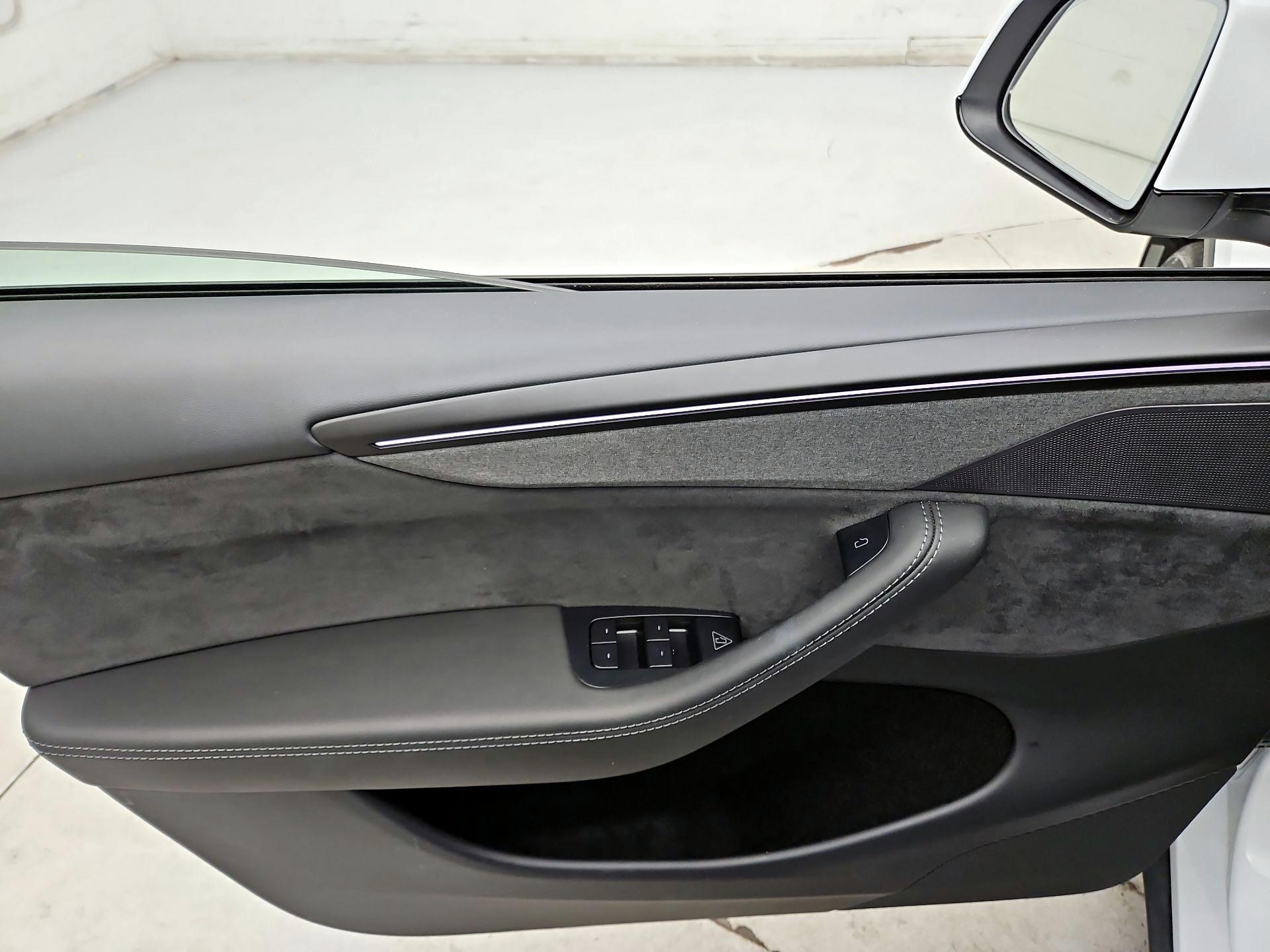 Thumbnail: 2026 Tesla Model Y - 12