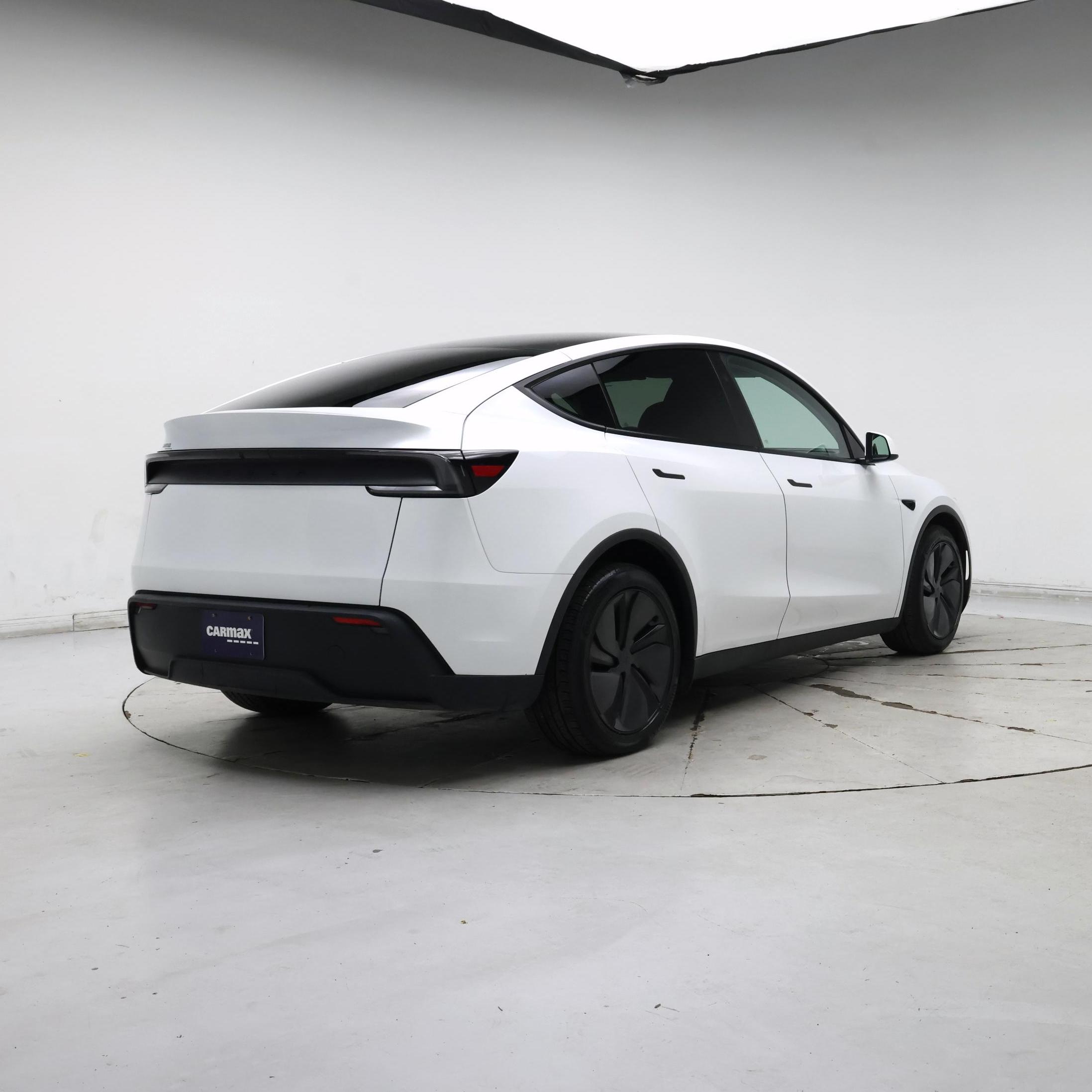 Thumbnail: 2026 Tesla Model Y - 8
